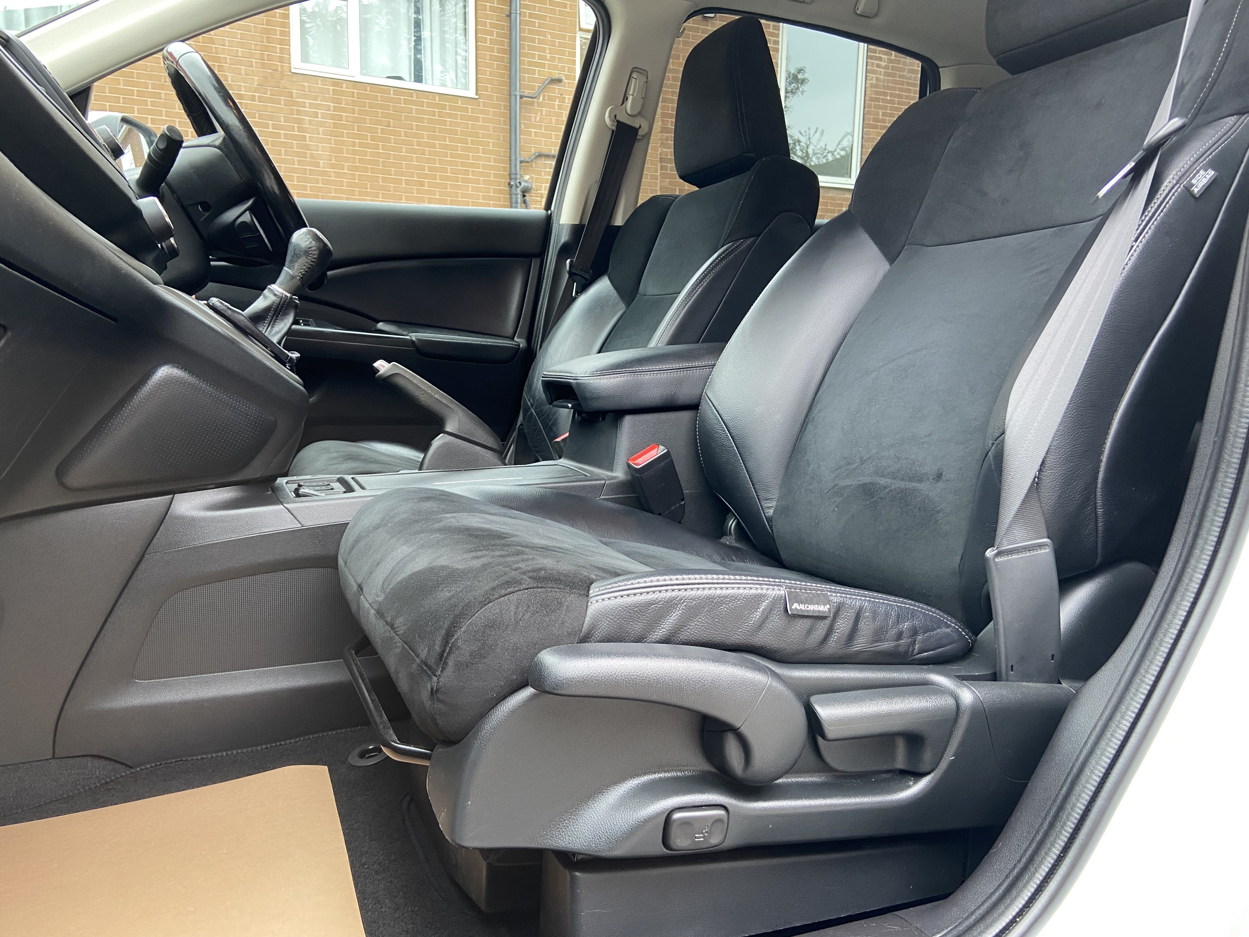 additional car image