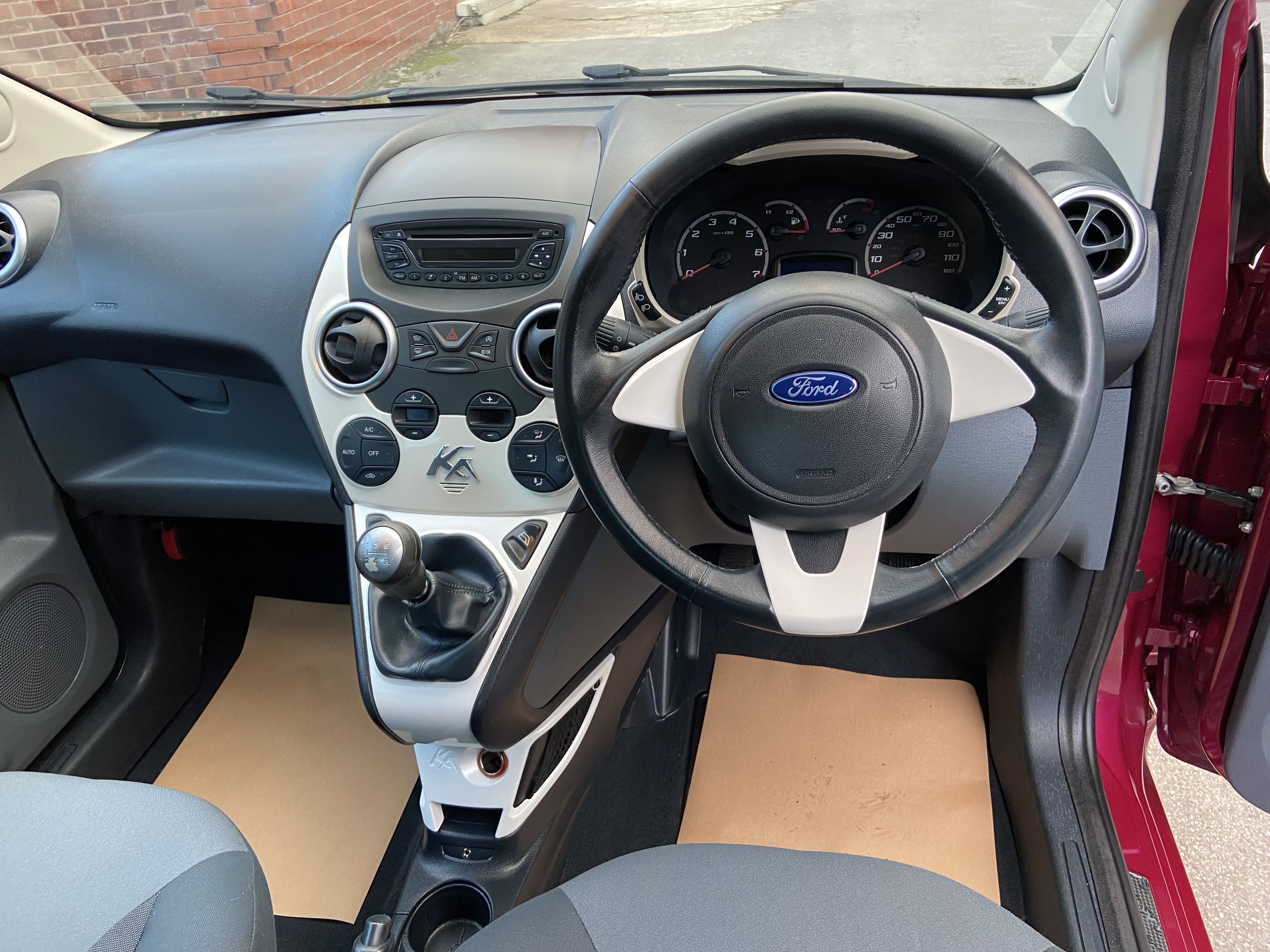 additional car image