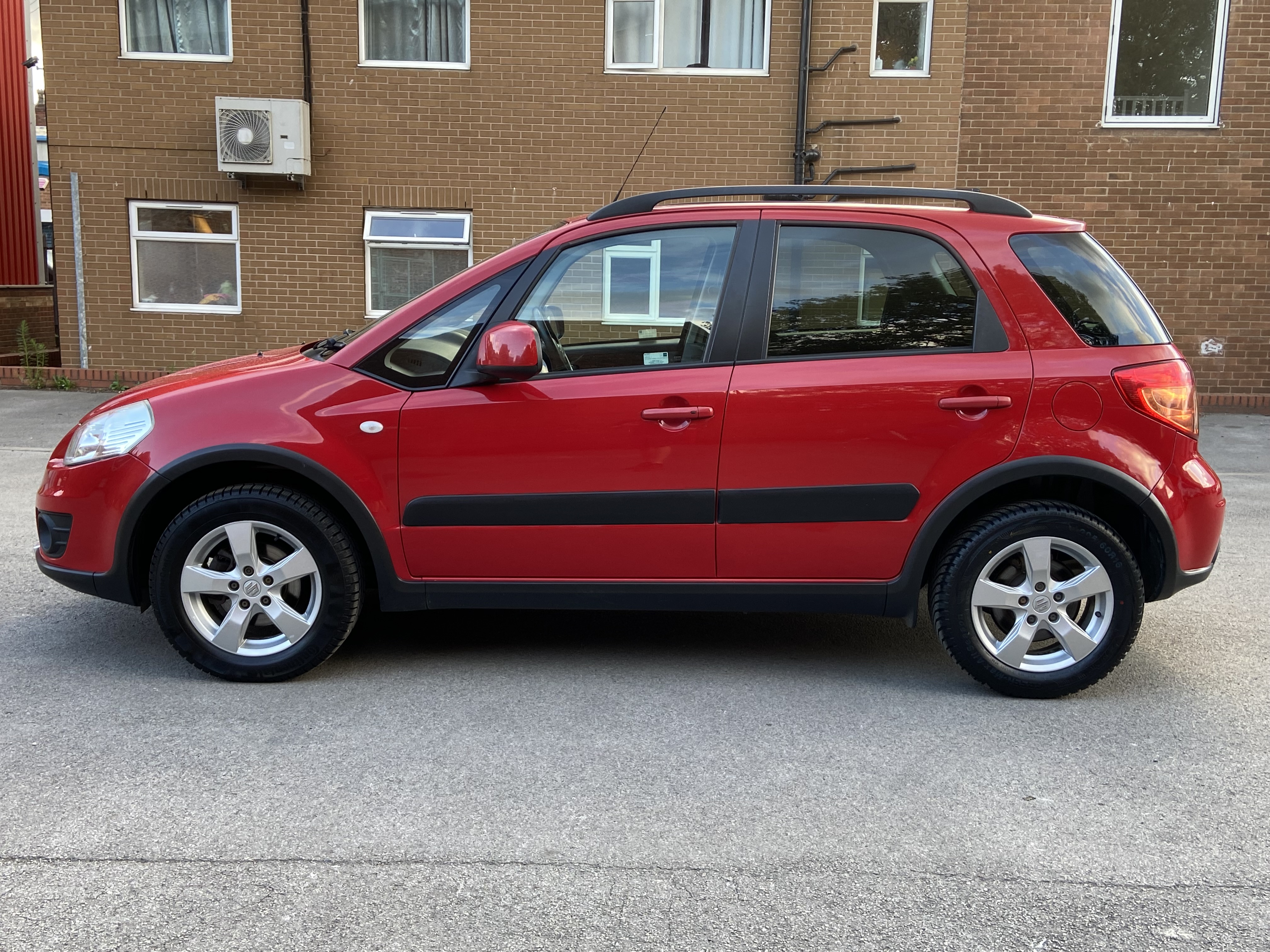 additional car image
