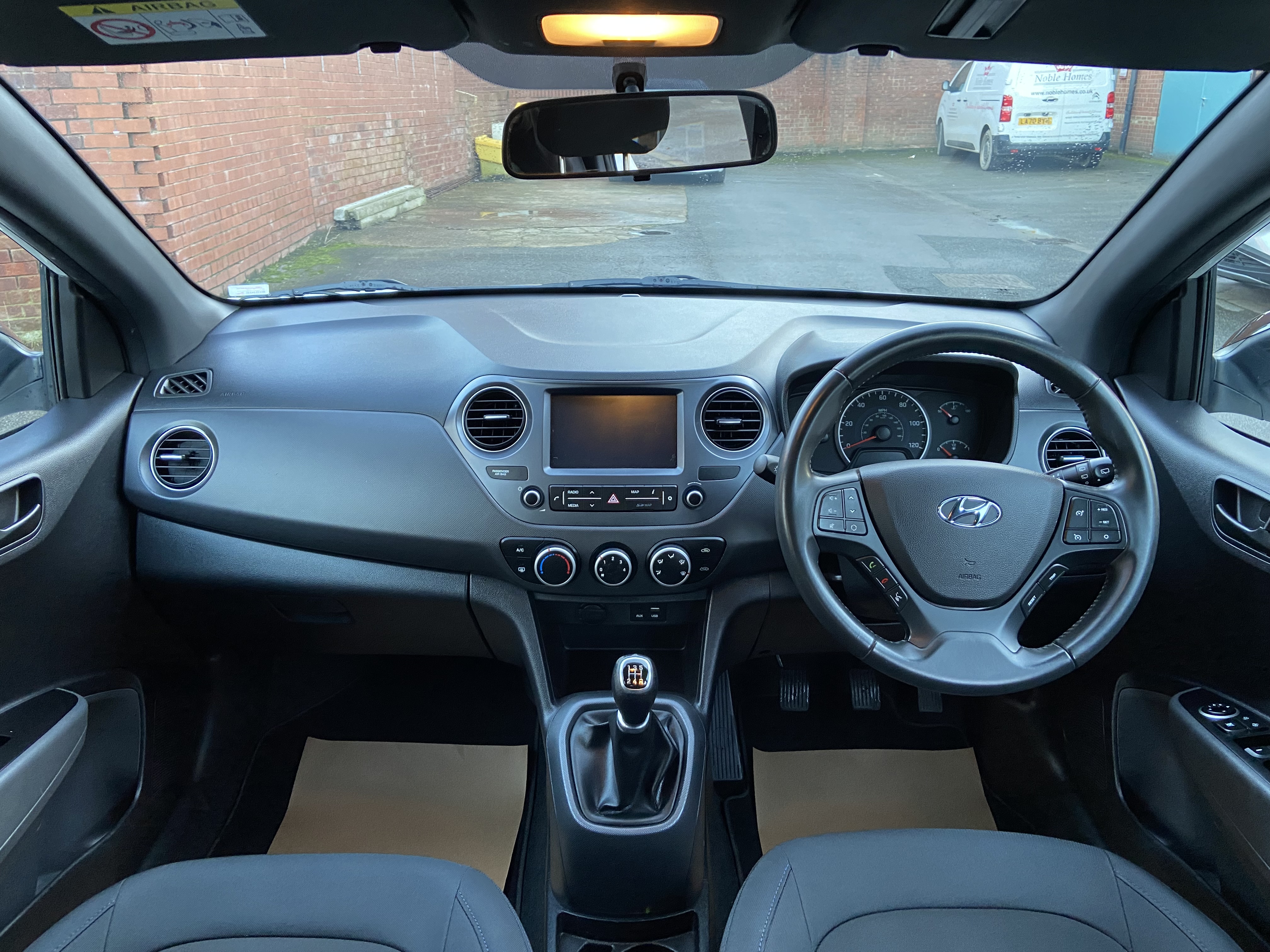 additional car image