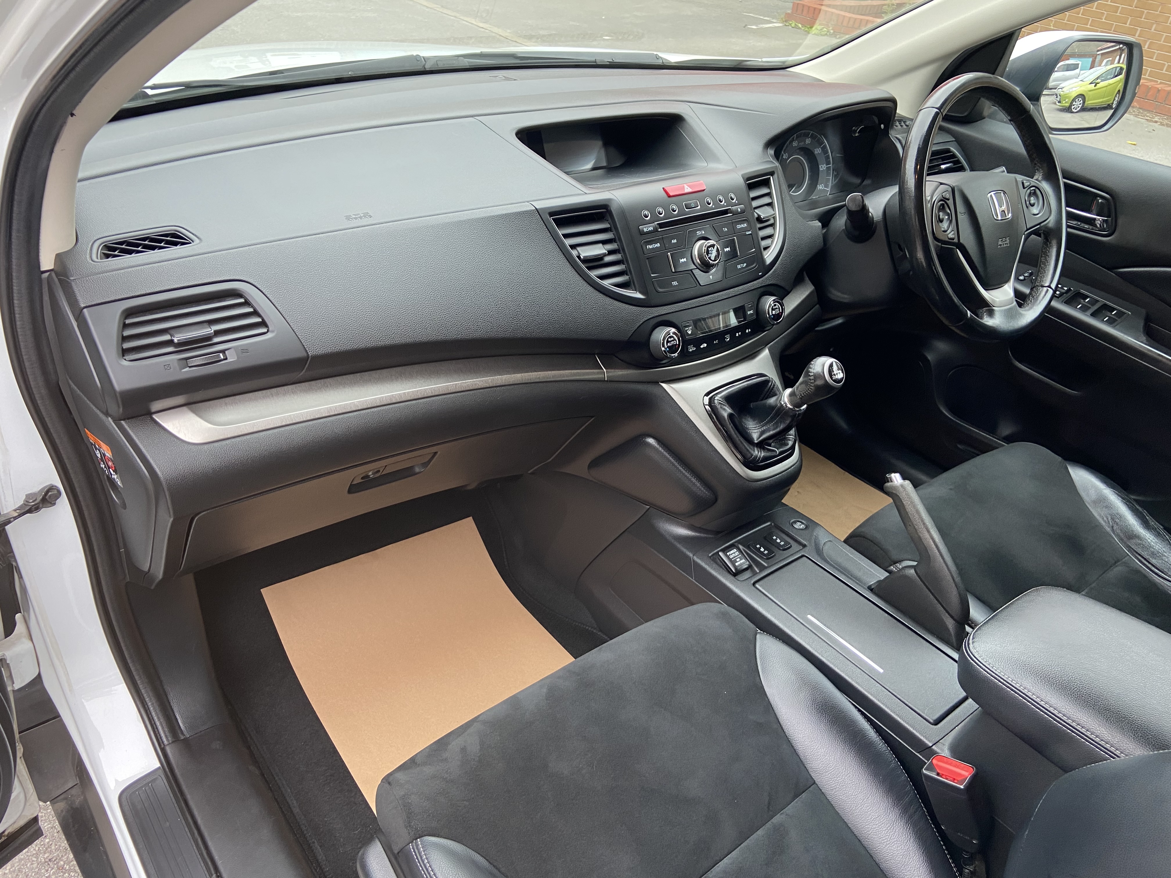 additional car image