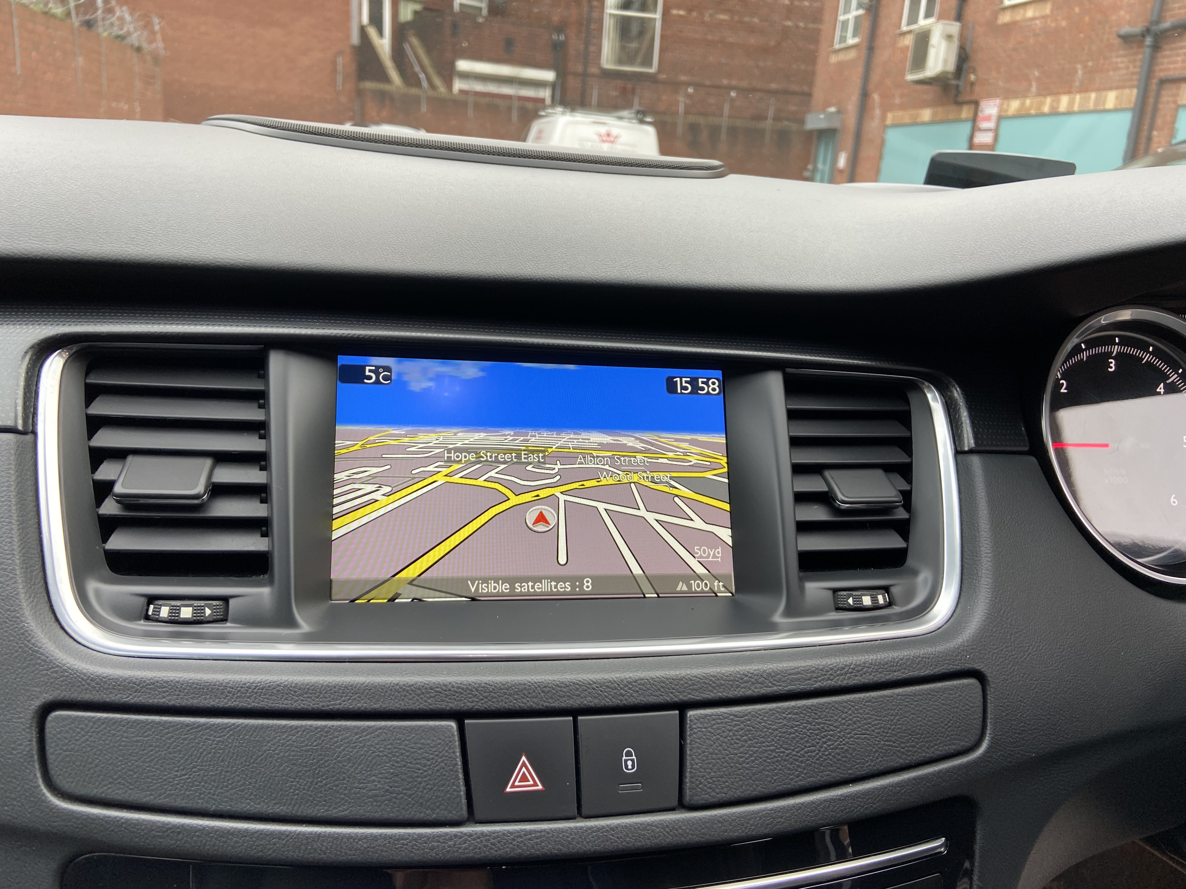 additional car image