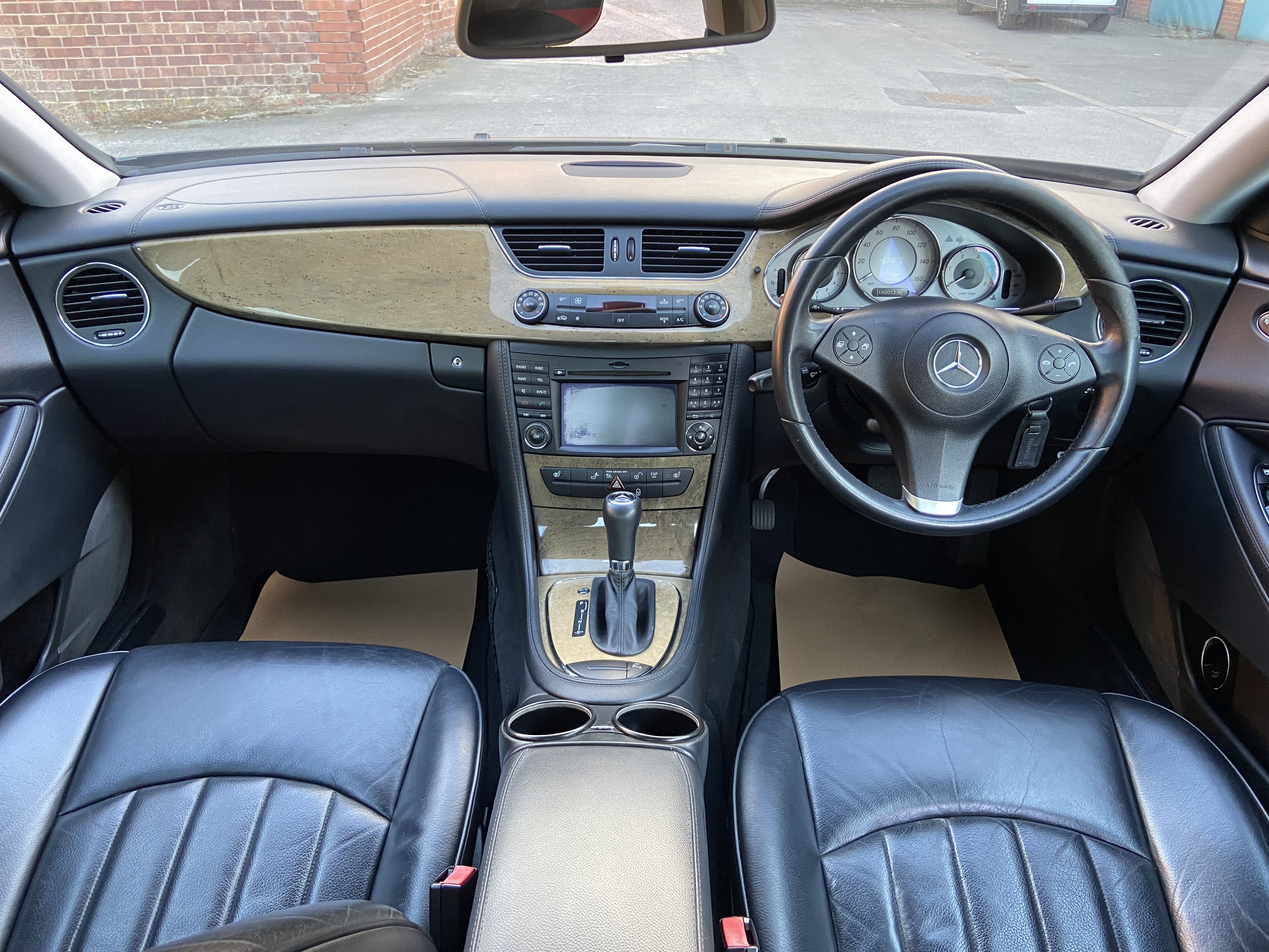 additional car image