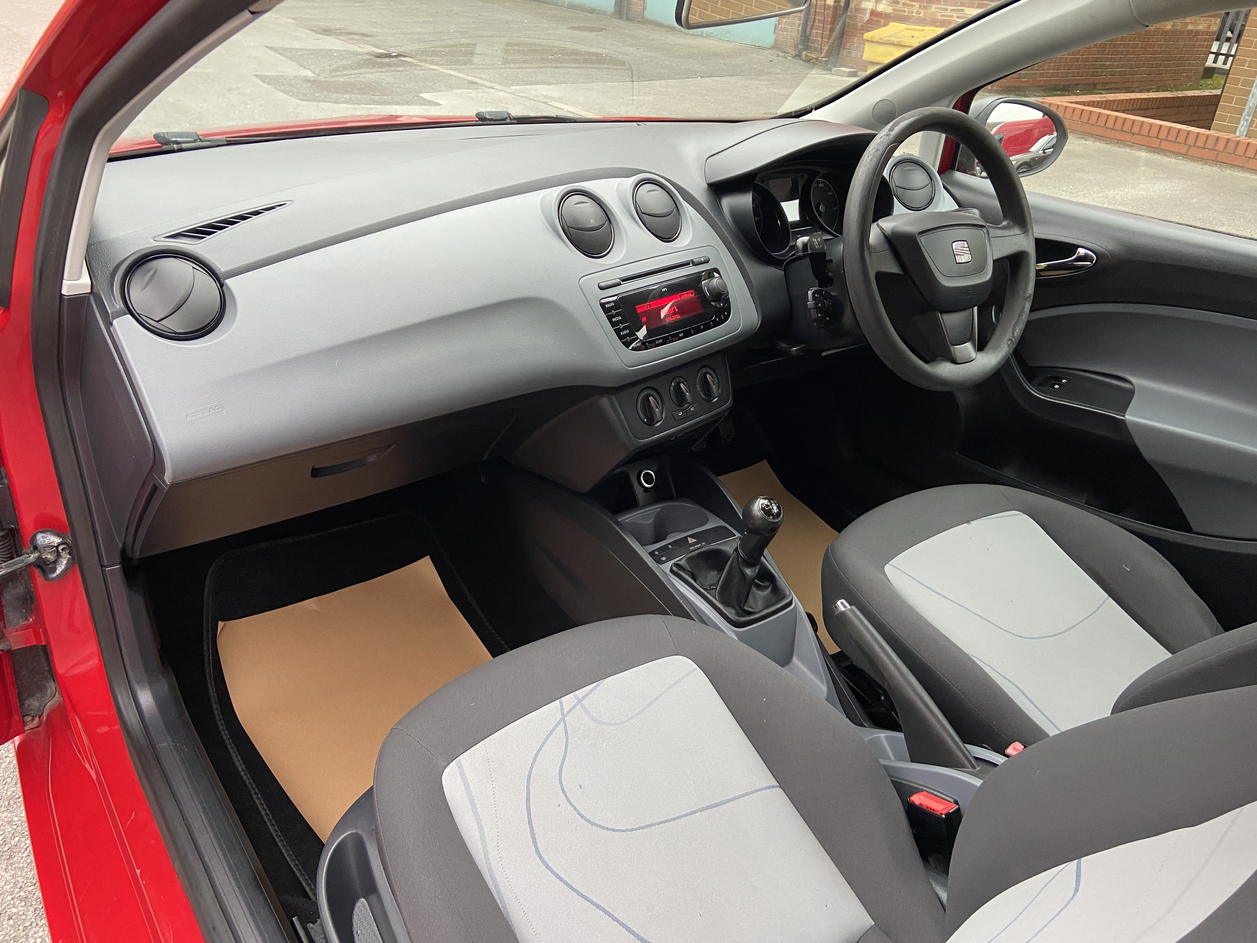 additional car image