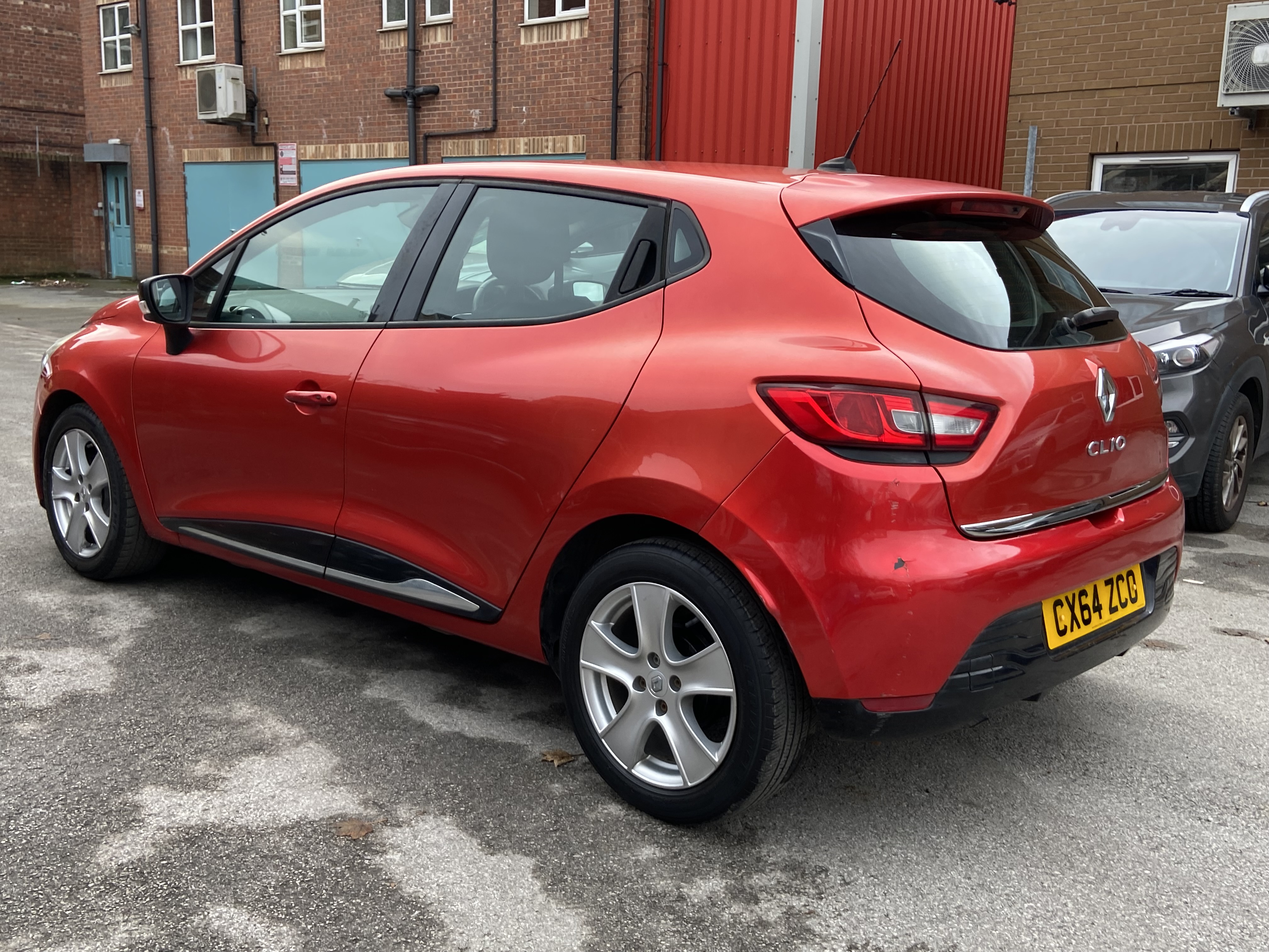 additional car image