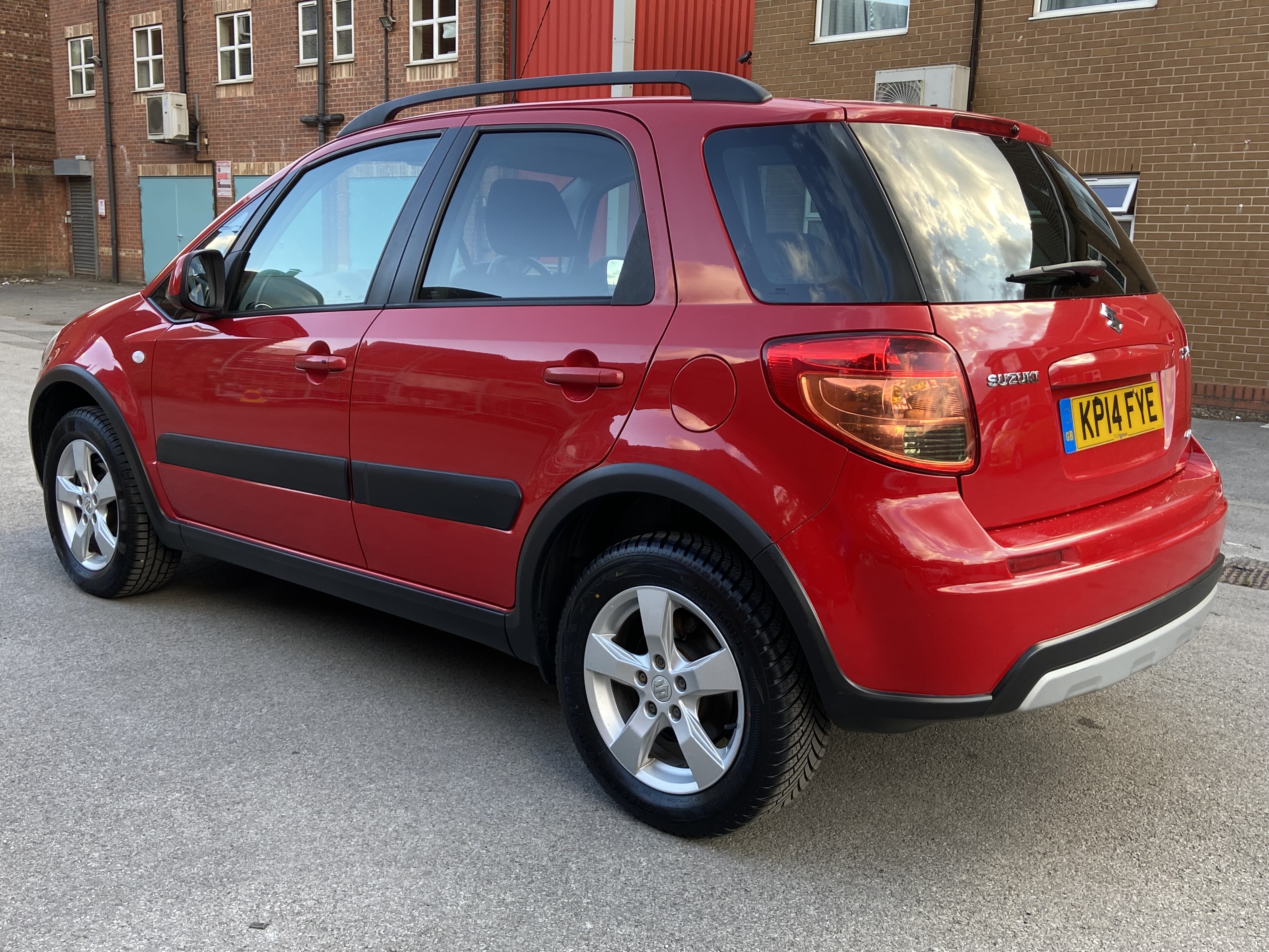 additional car image