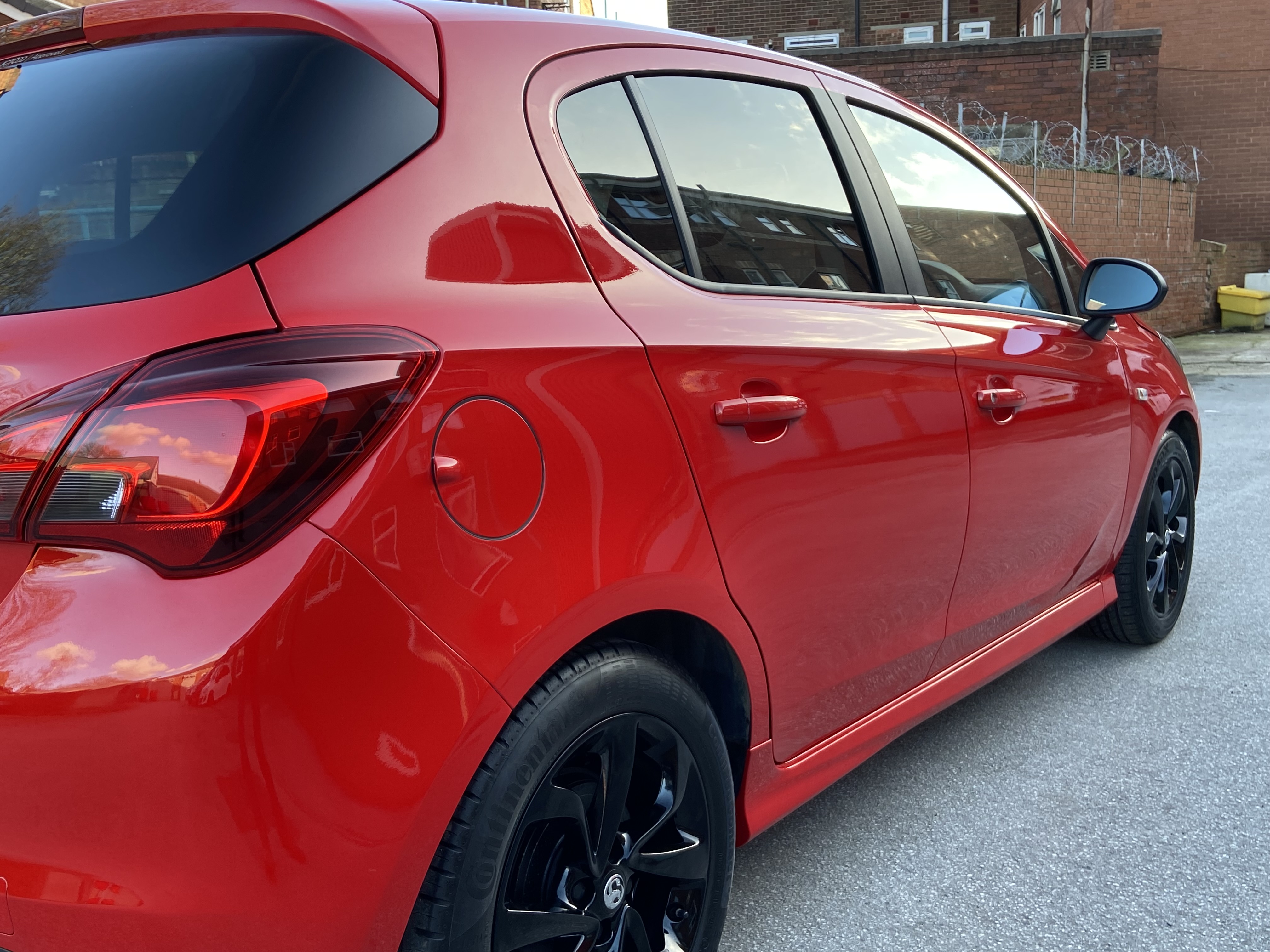 additional car image