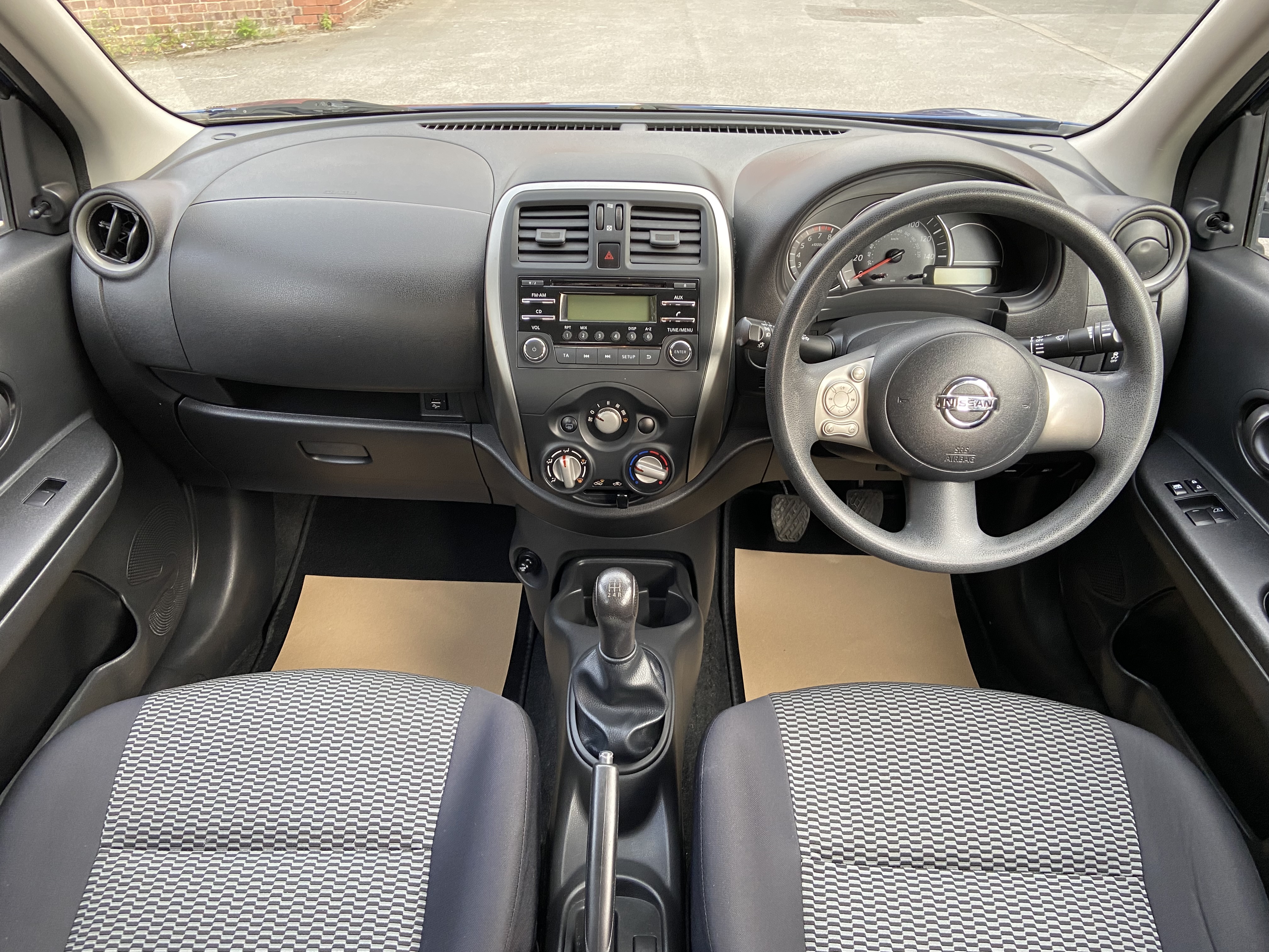 additional car image