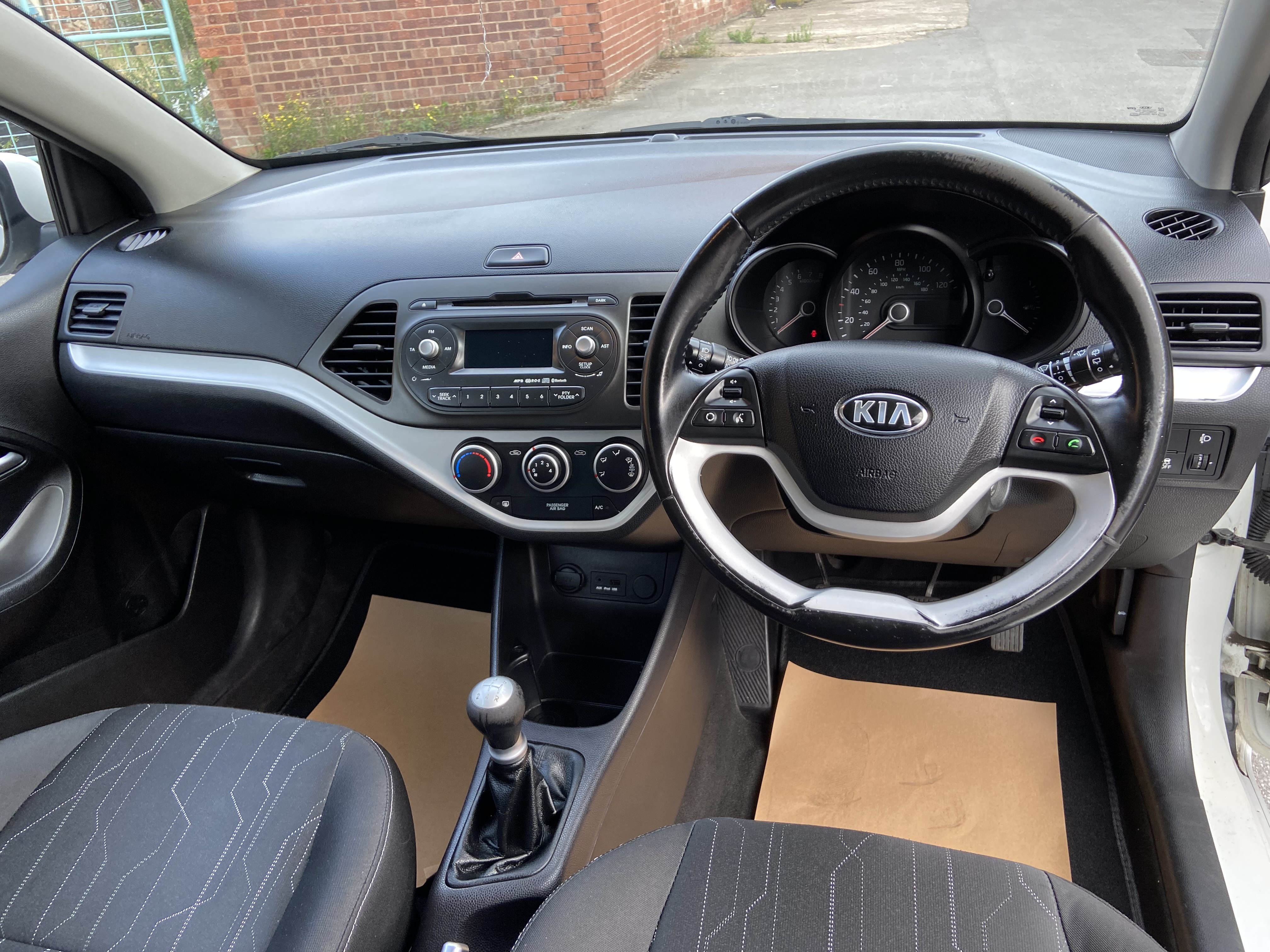 additional car image