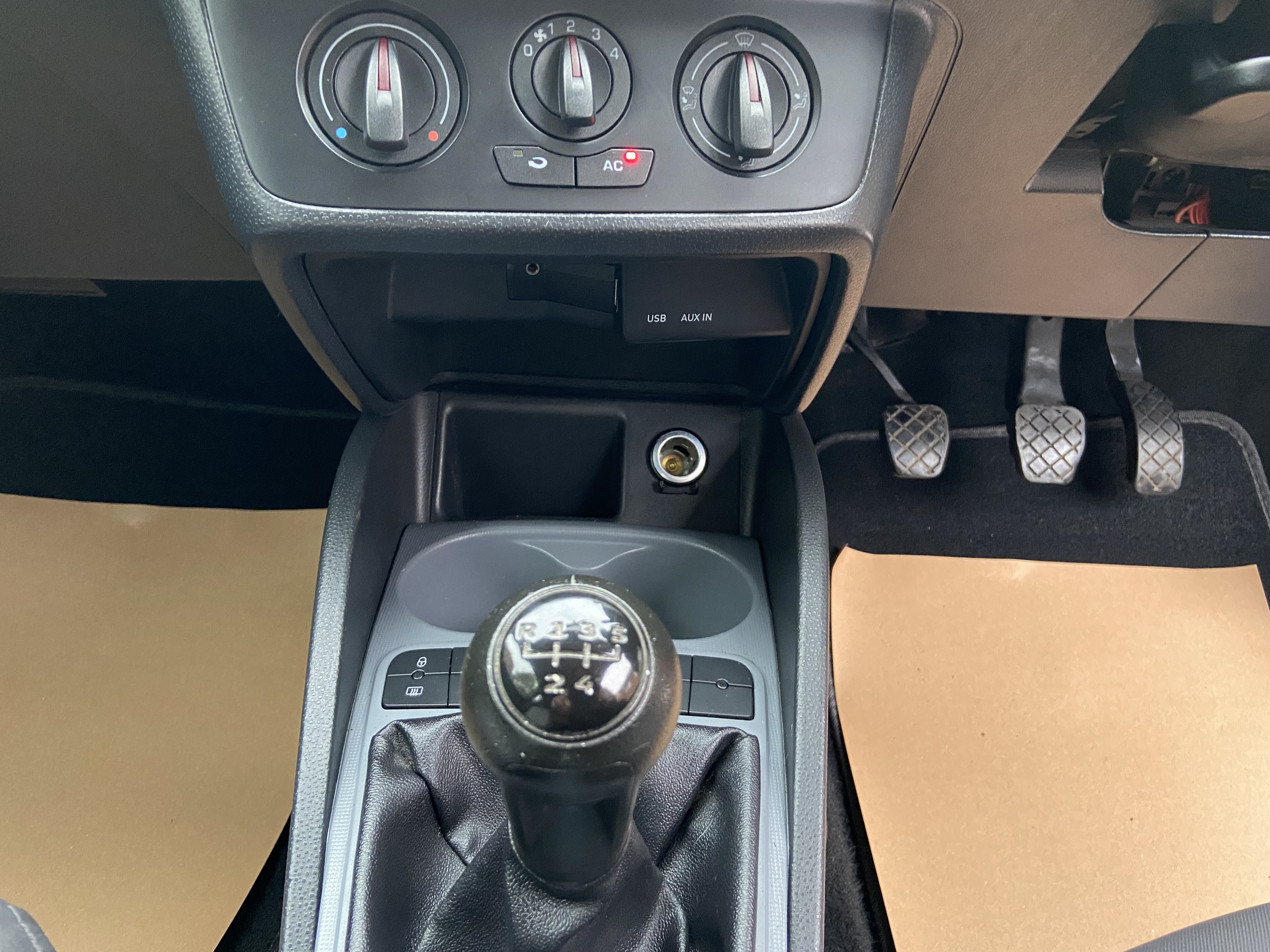 additional car image