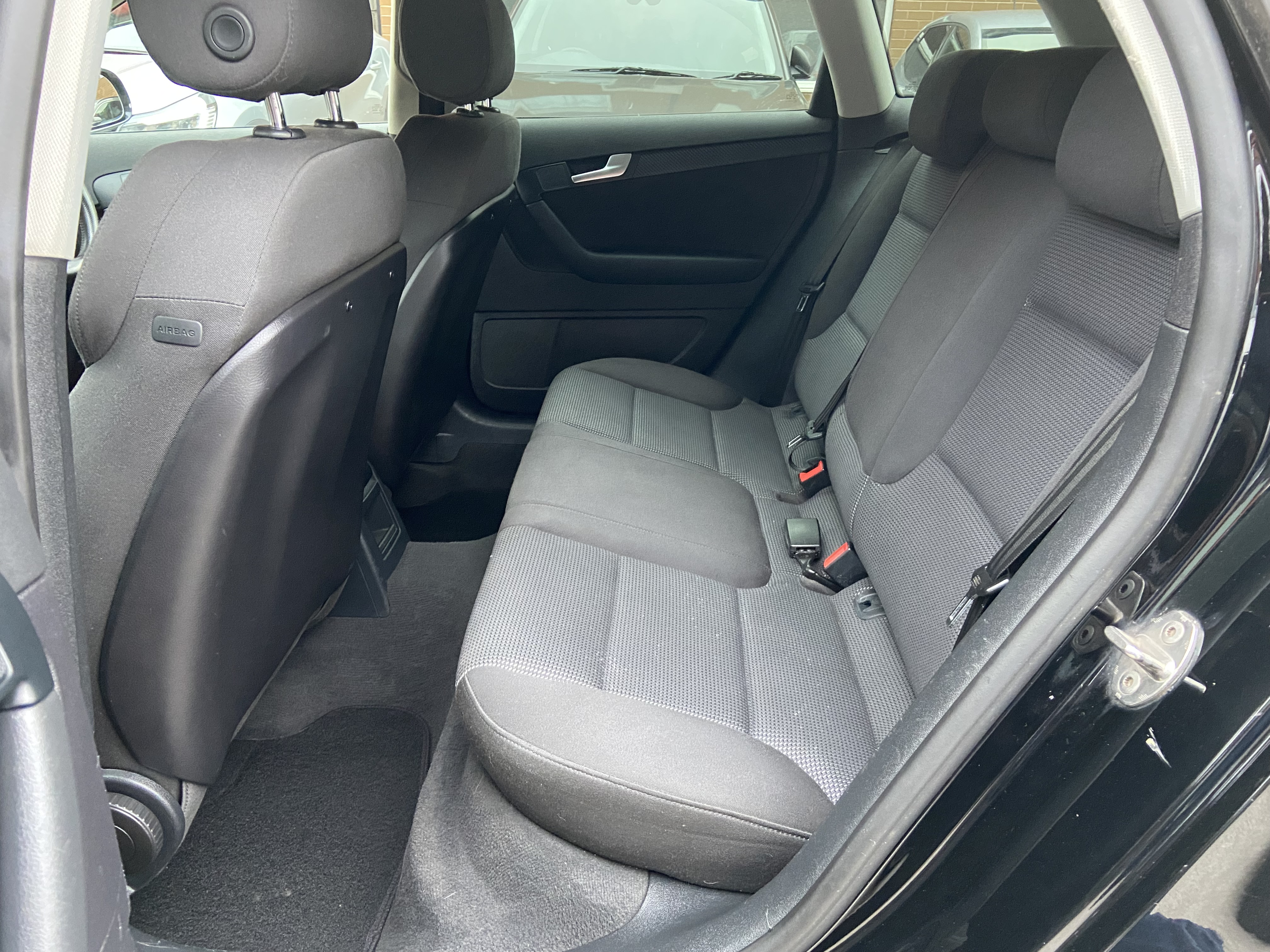 additional car image