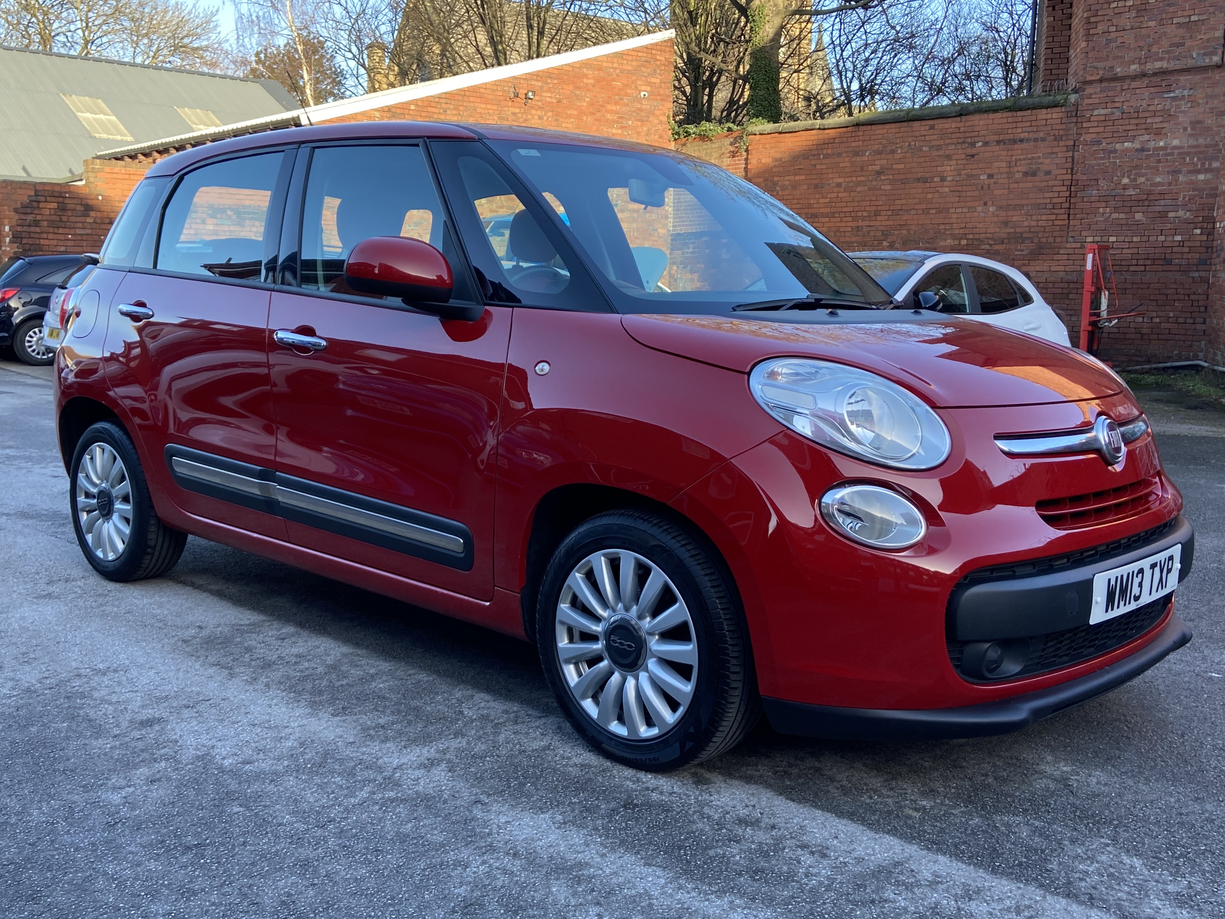 additional car image