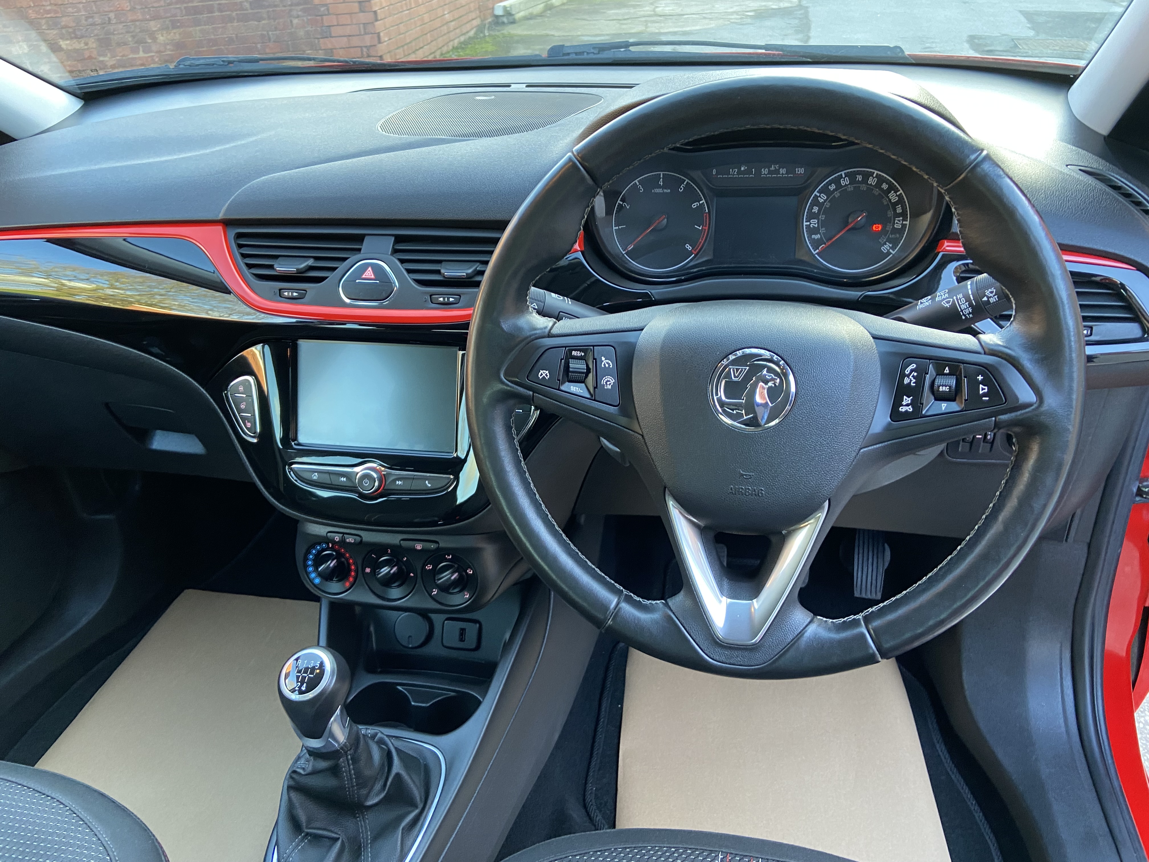 additional car image