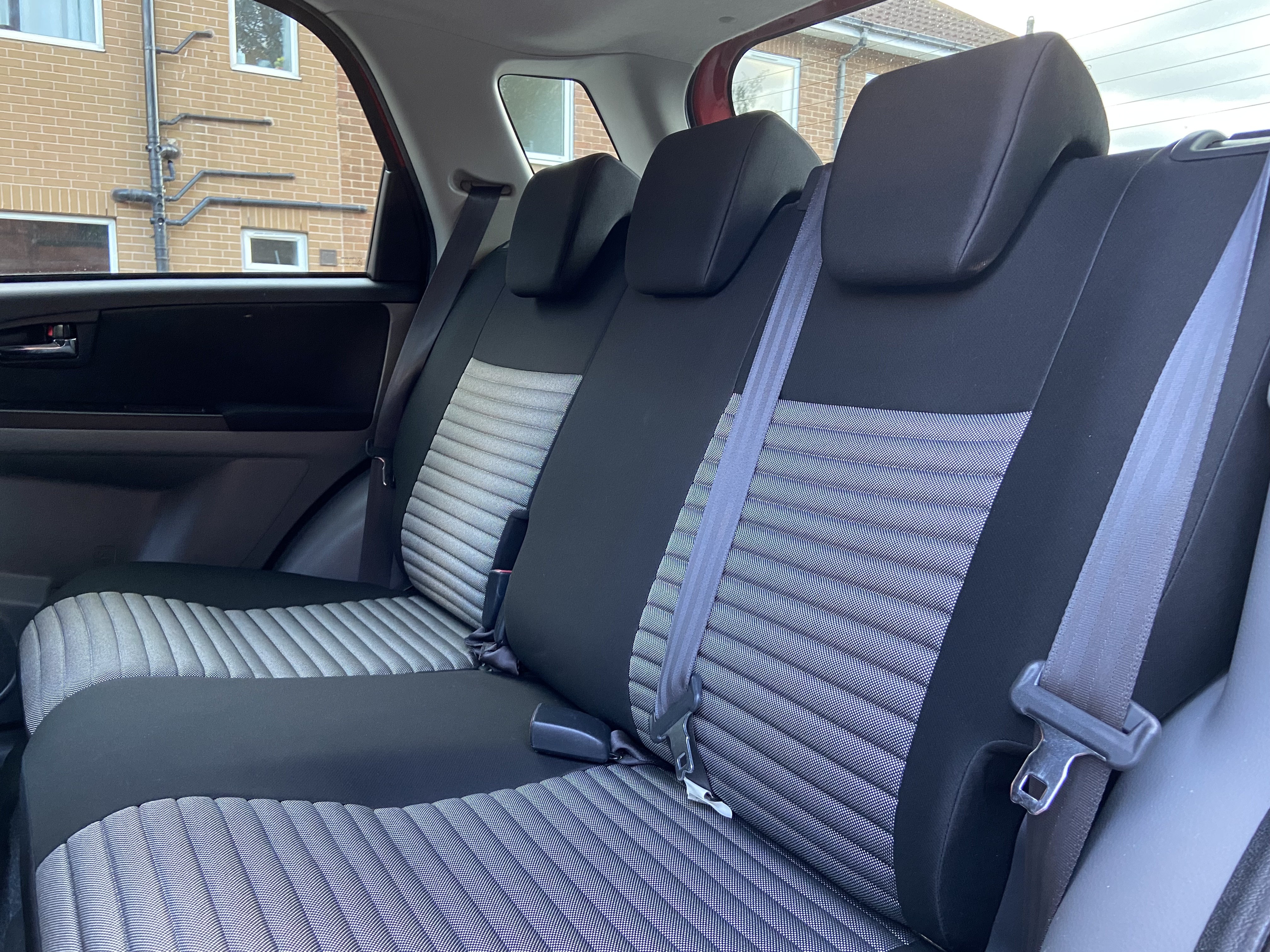 additional car image