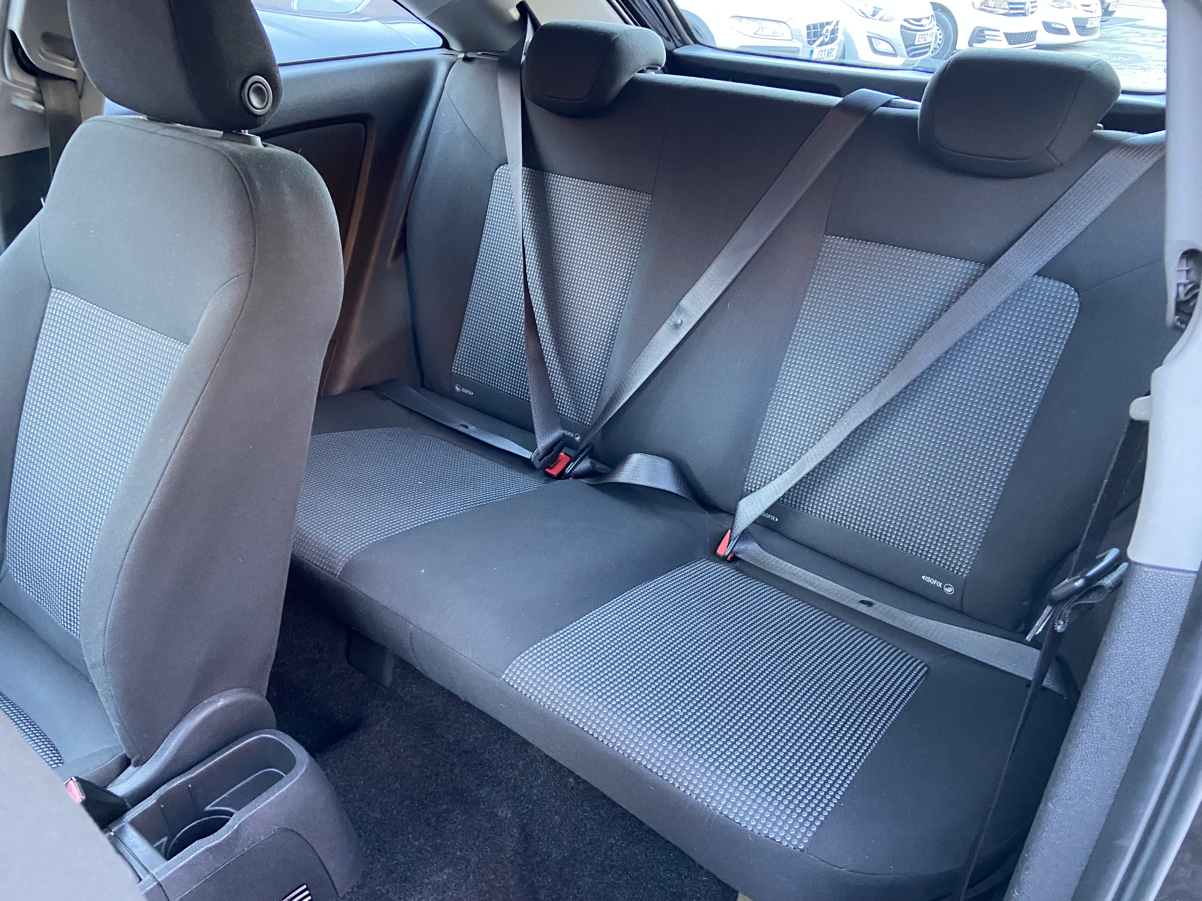 additional car image