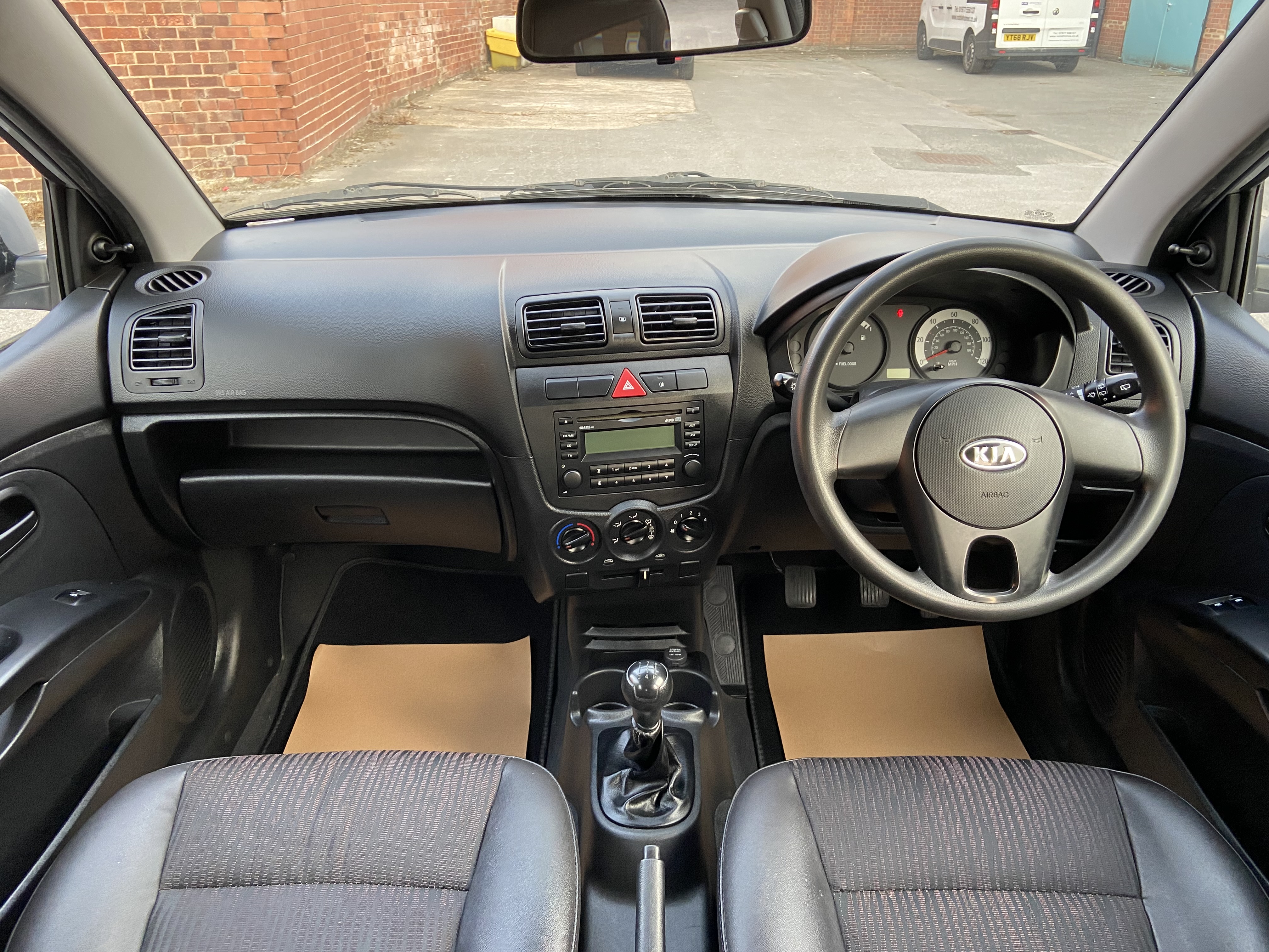 additional car image