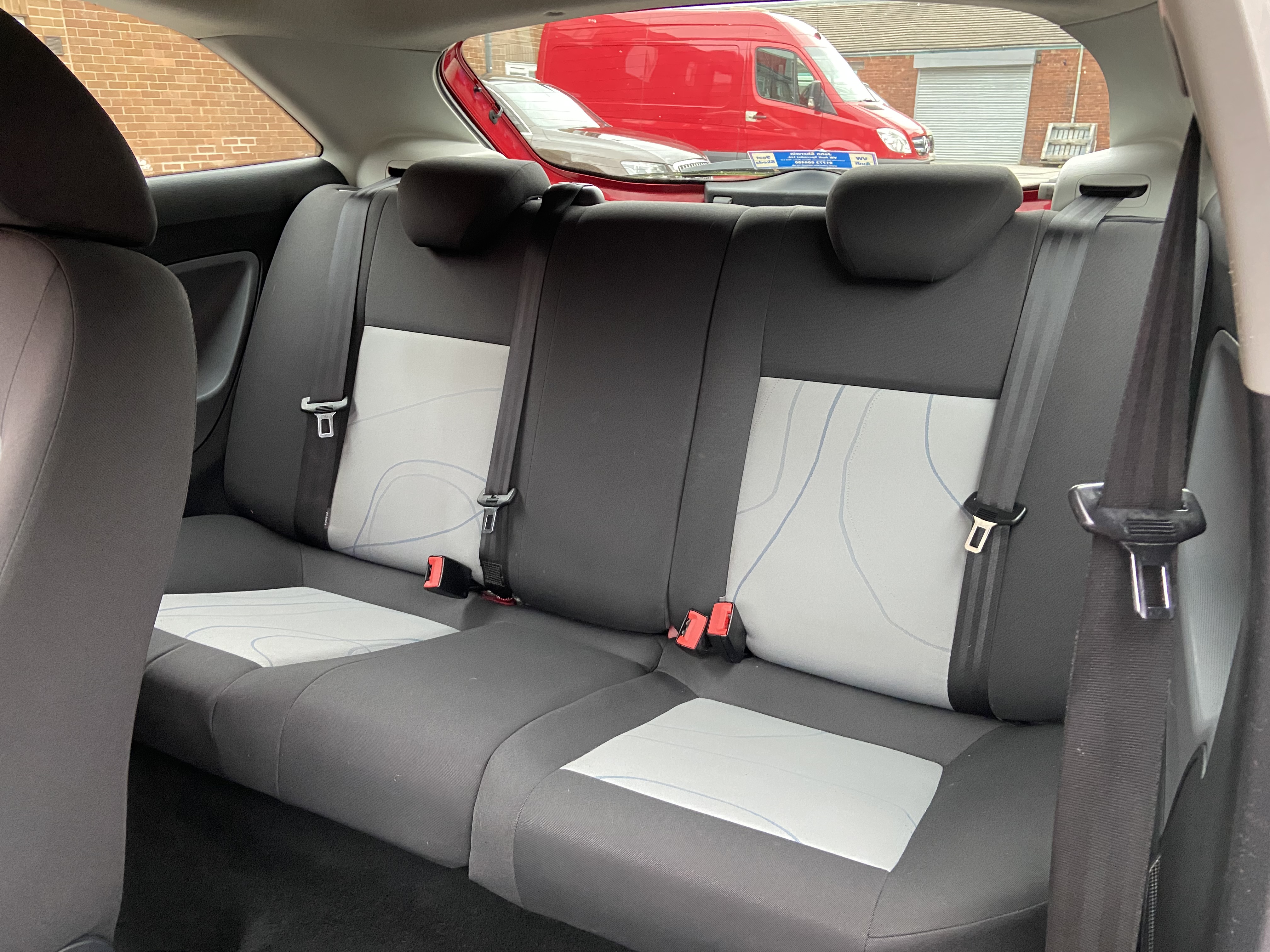 additional car image