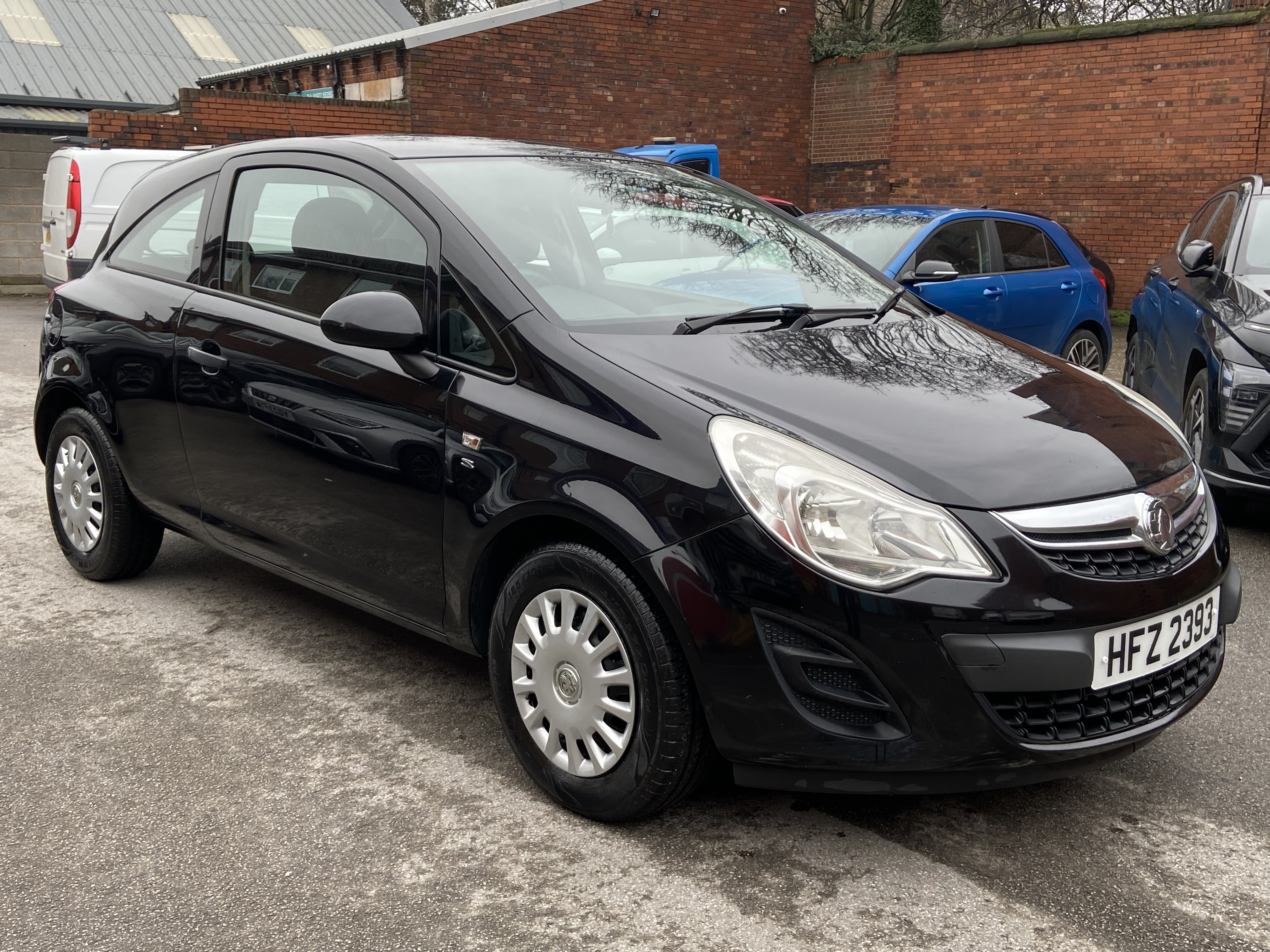 additional car image