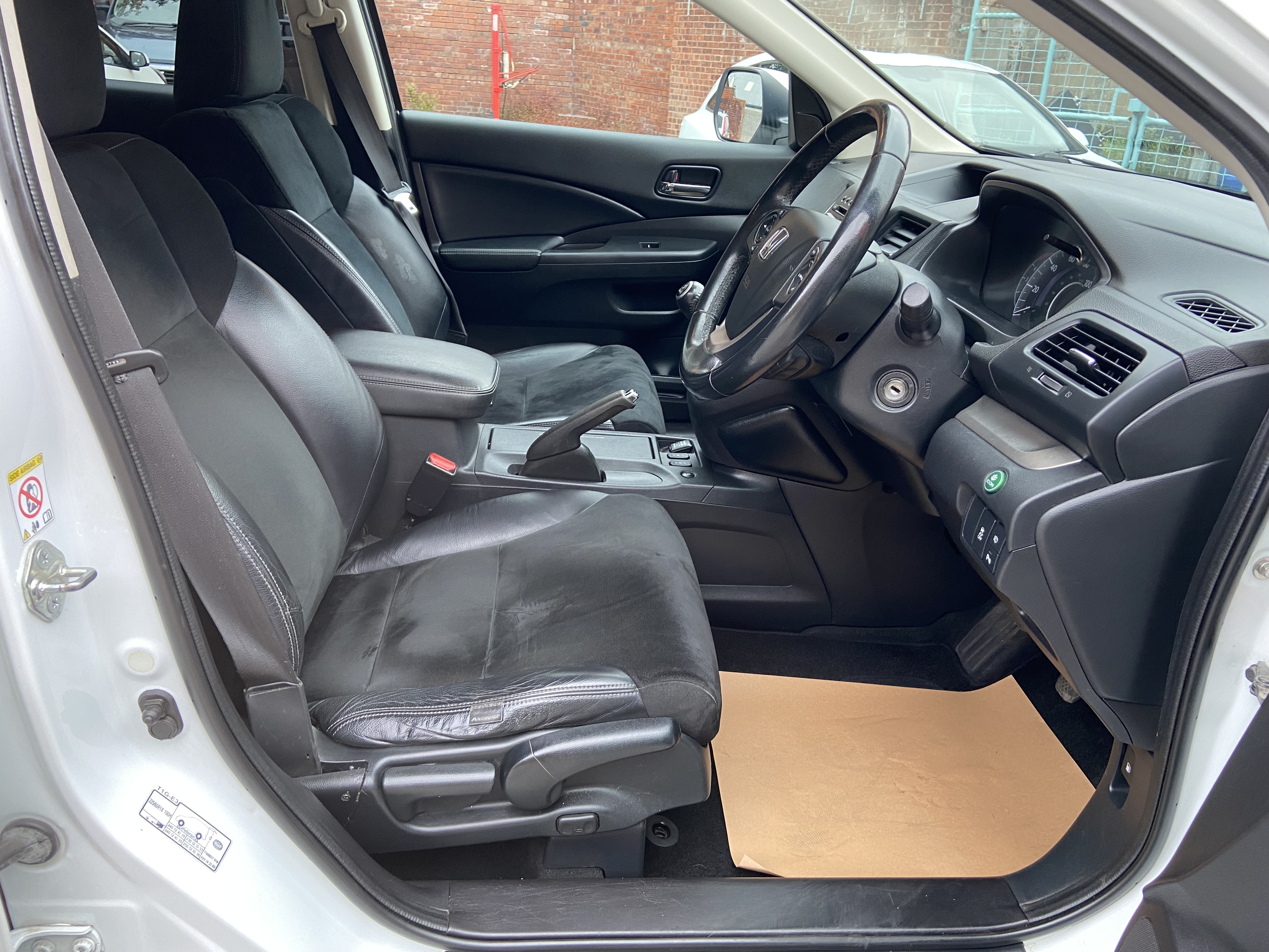 additional car image