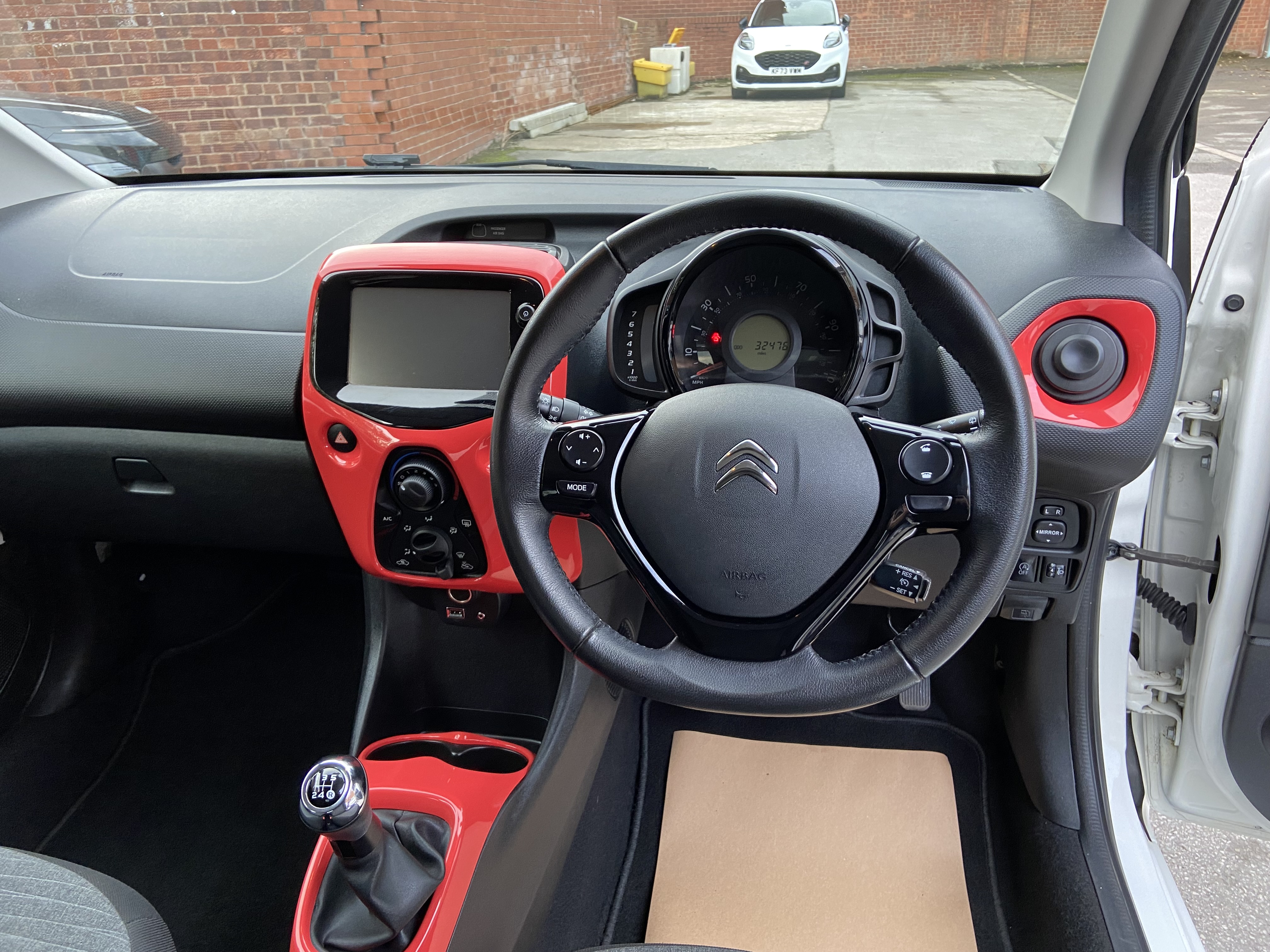 additional car image