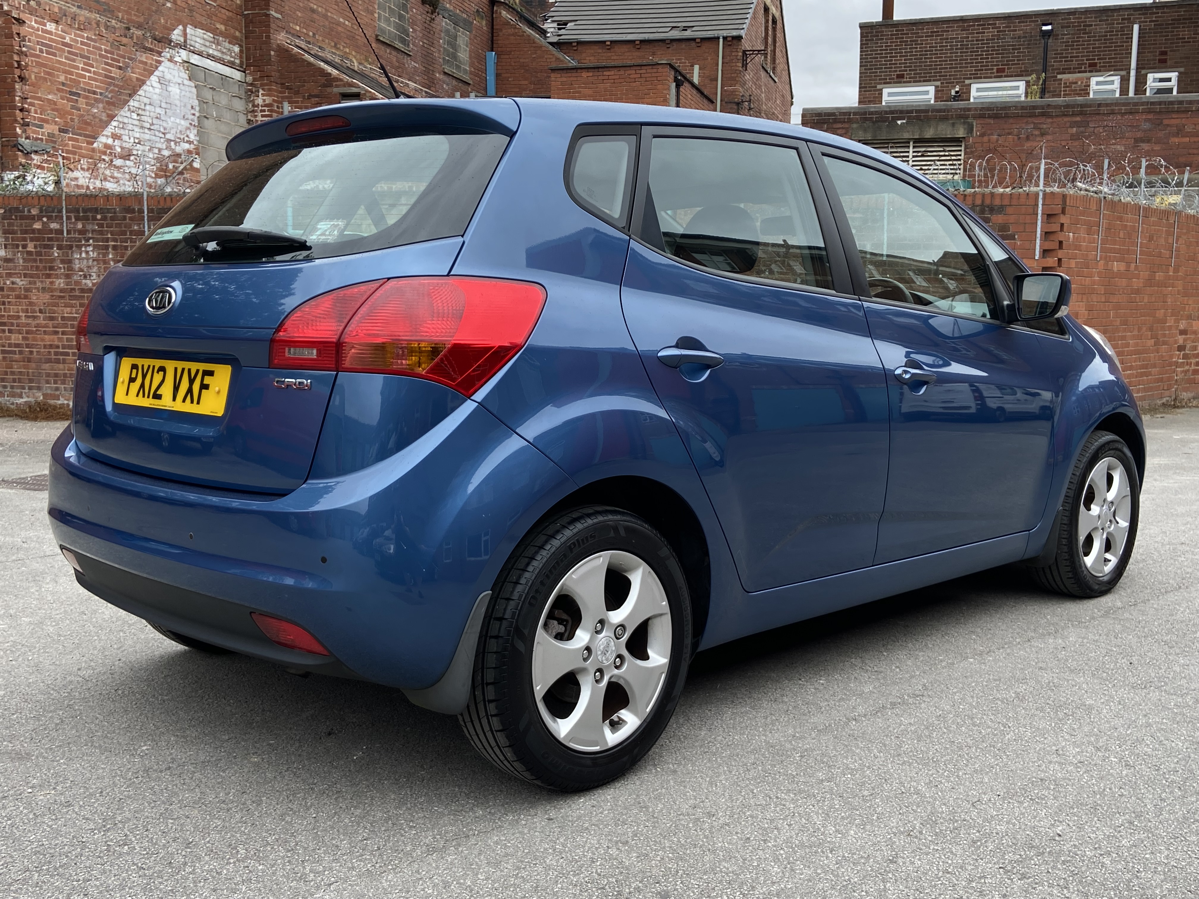 additional car image