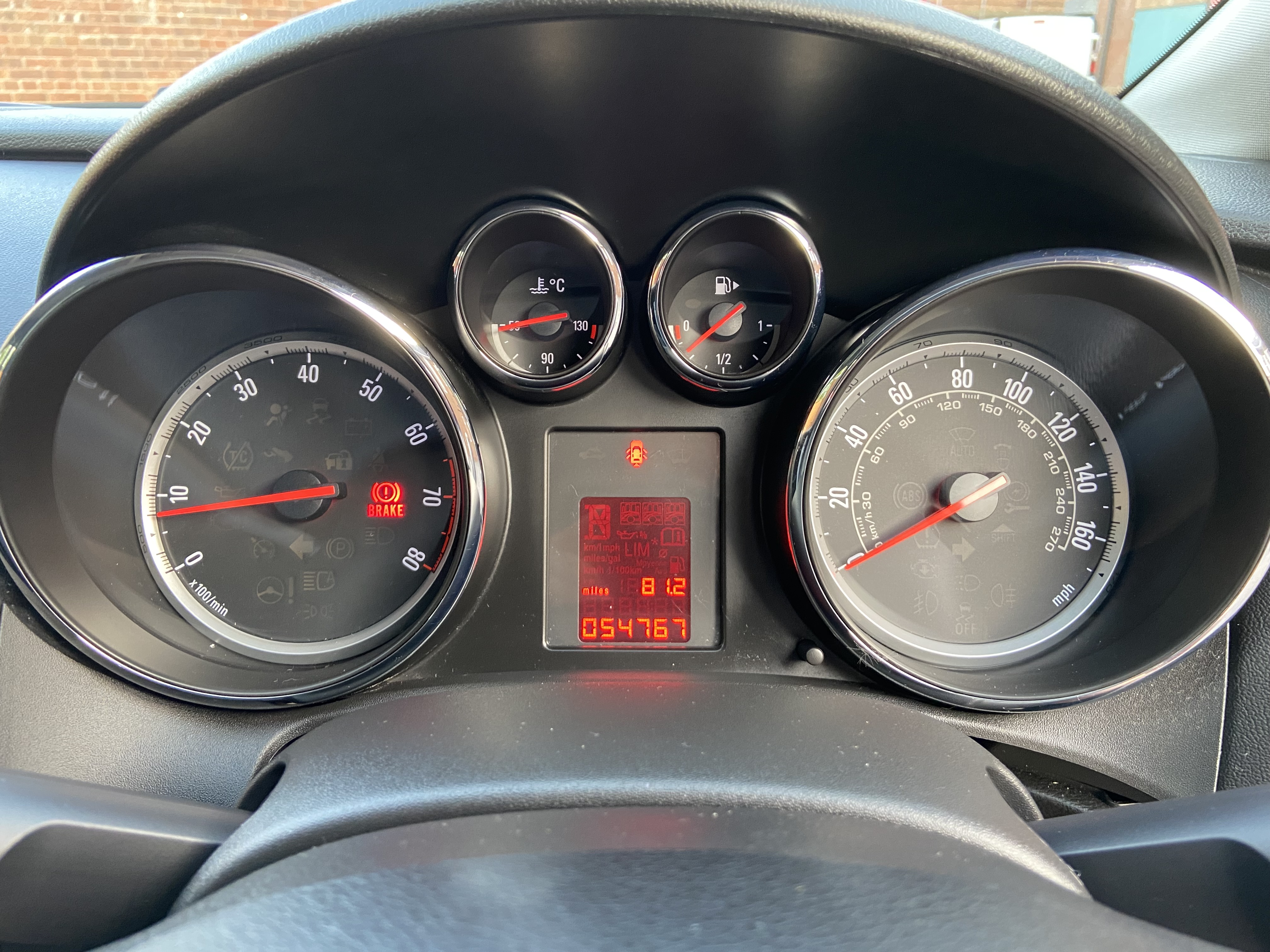 additional car image