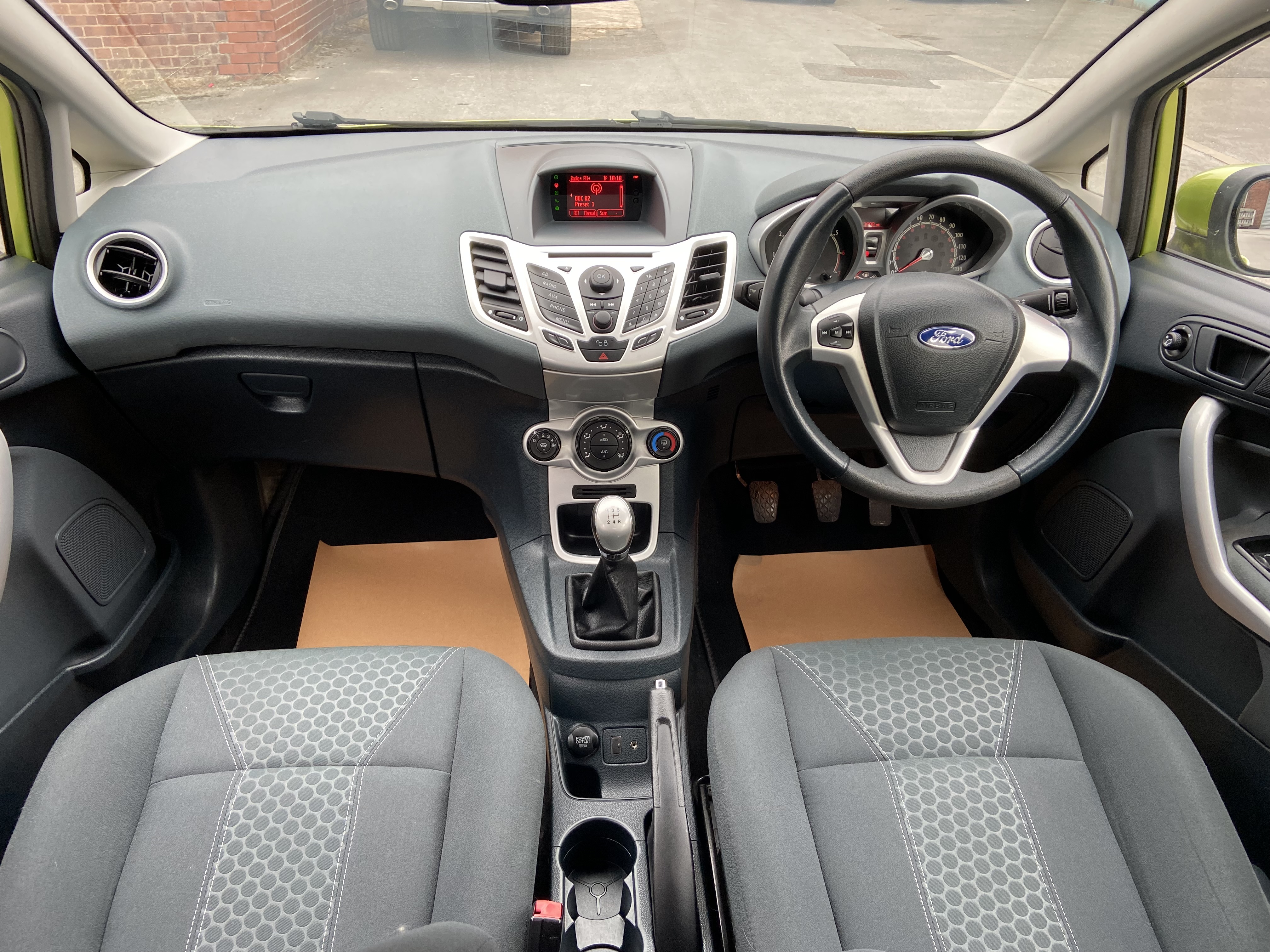 additional car image