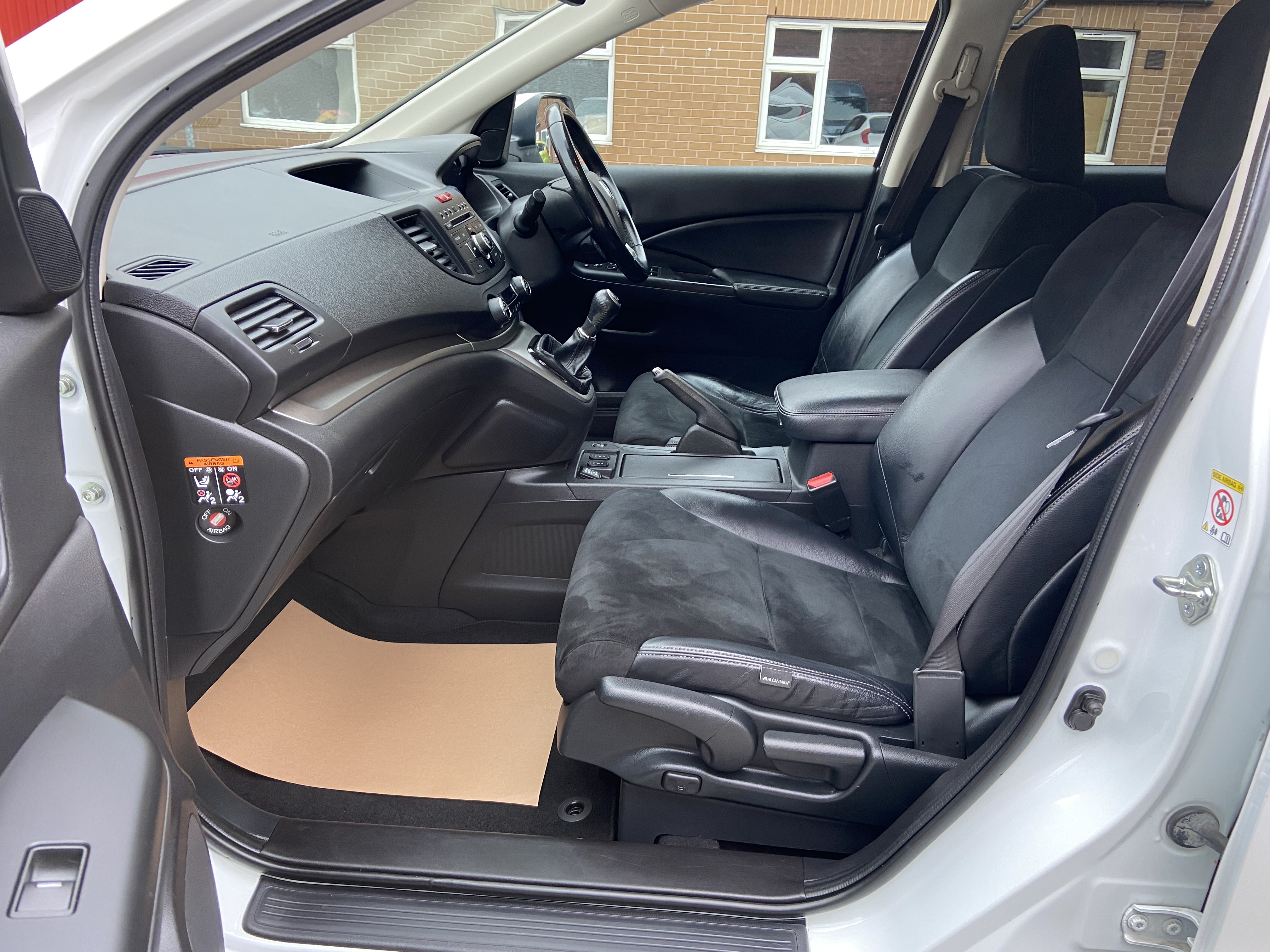 additional car image