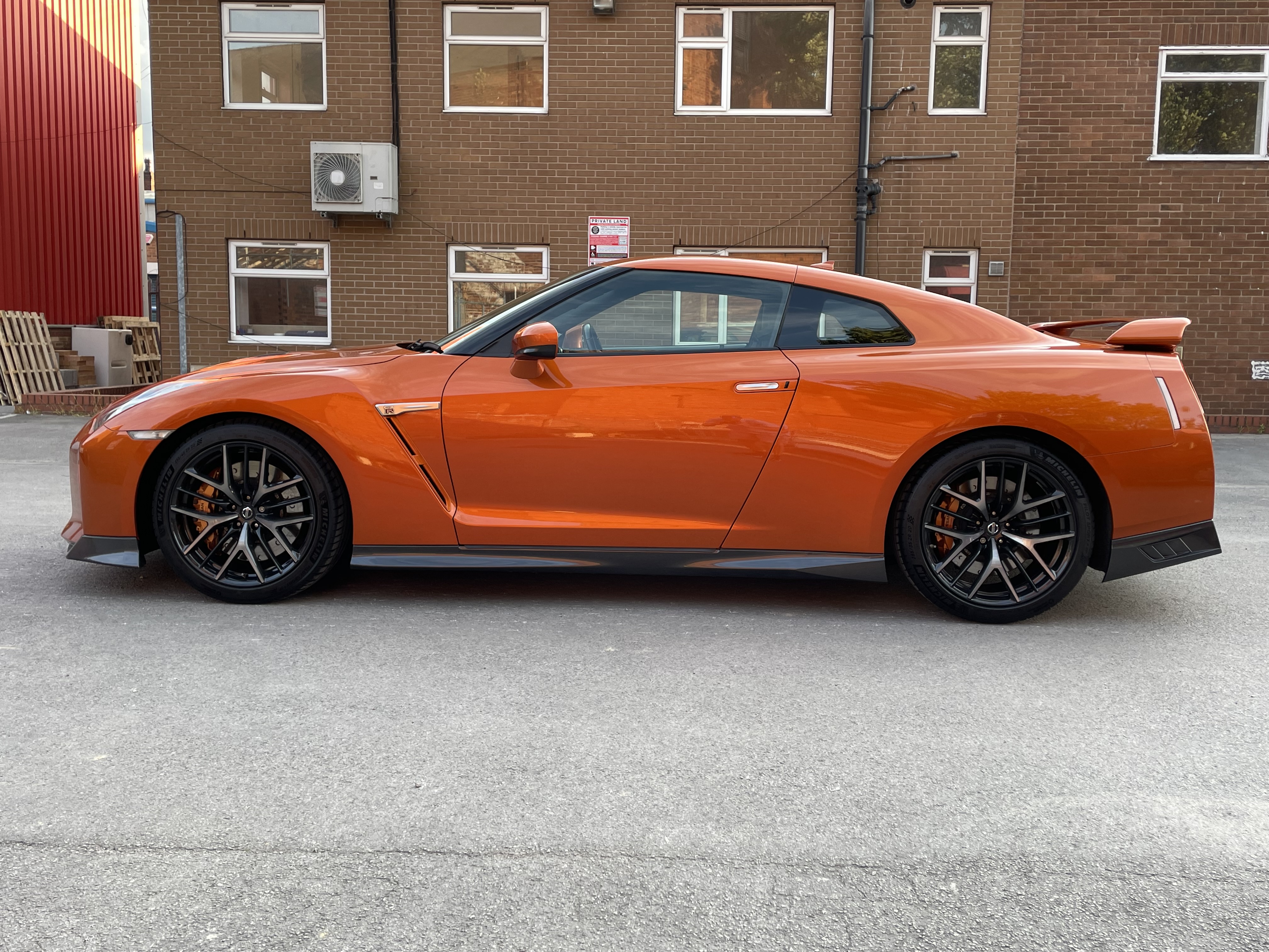 additional car image