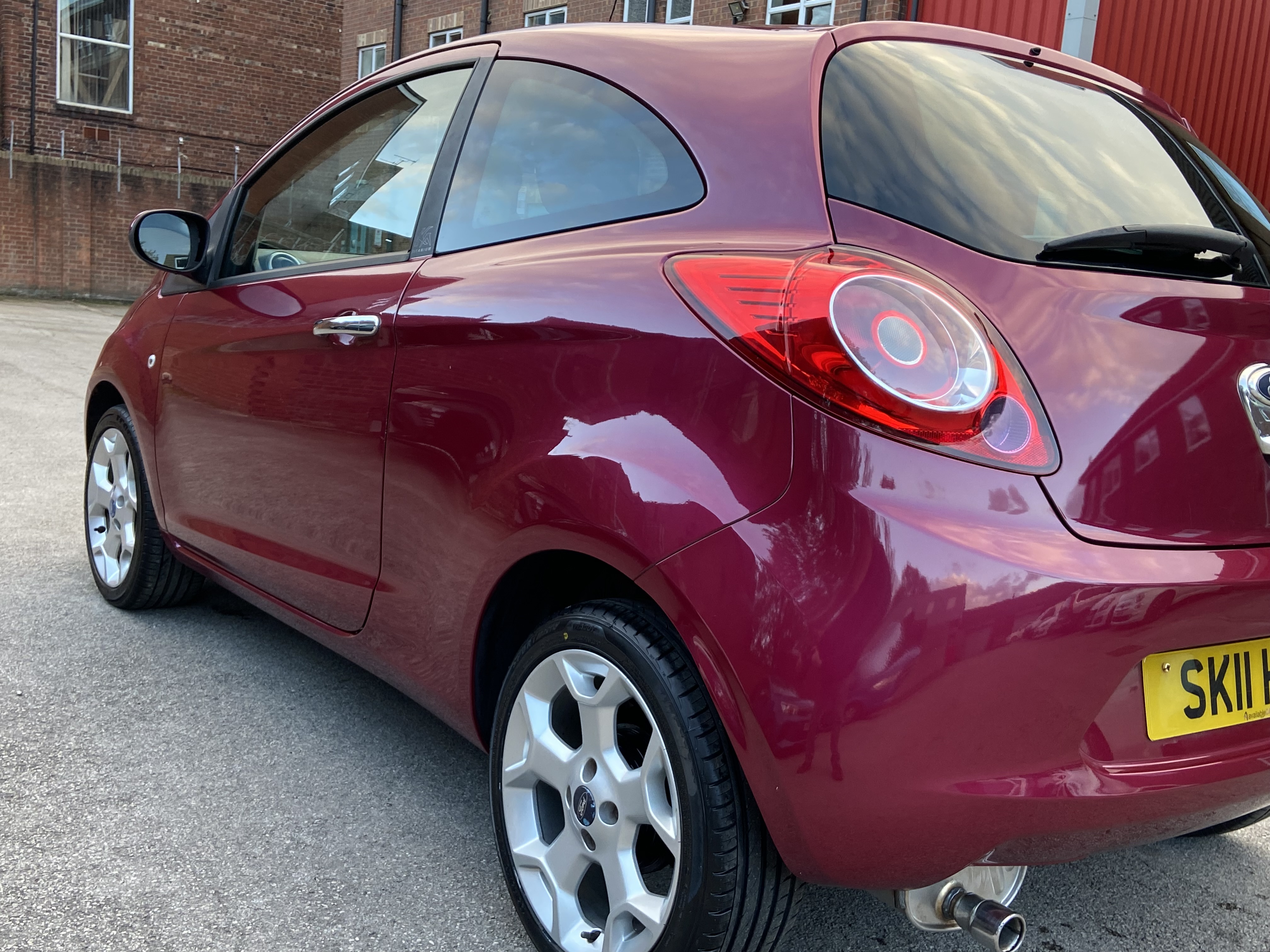 additional car image