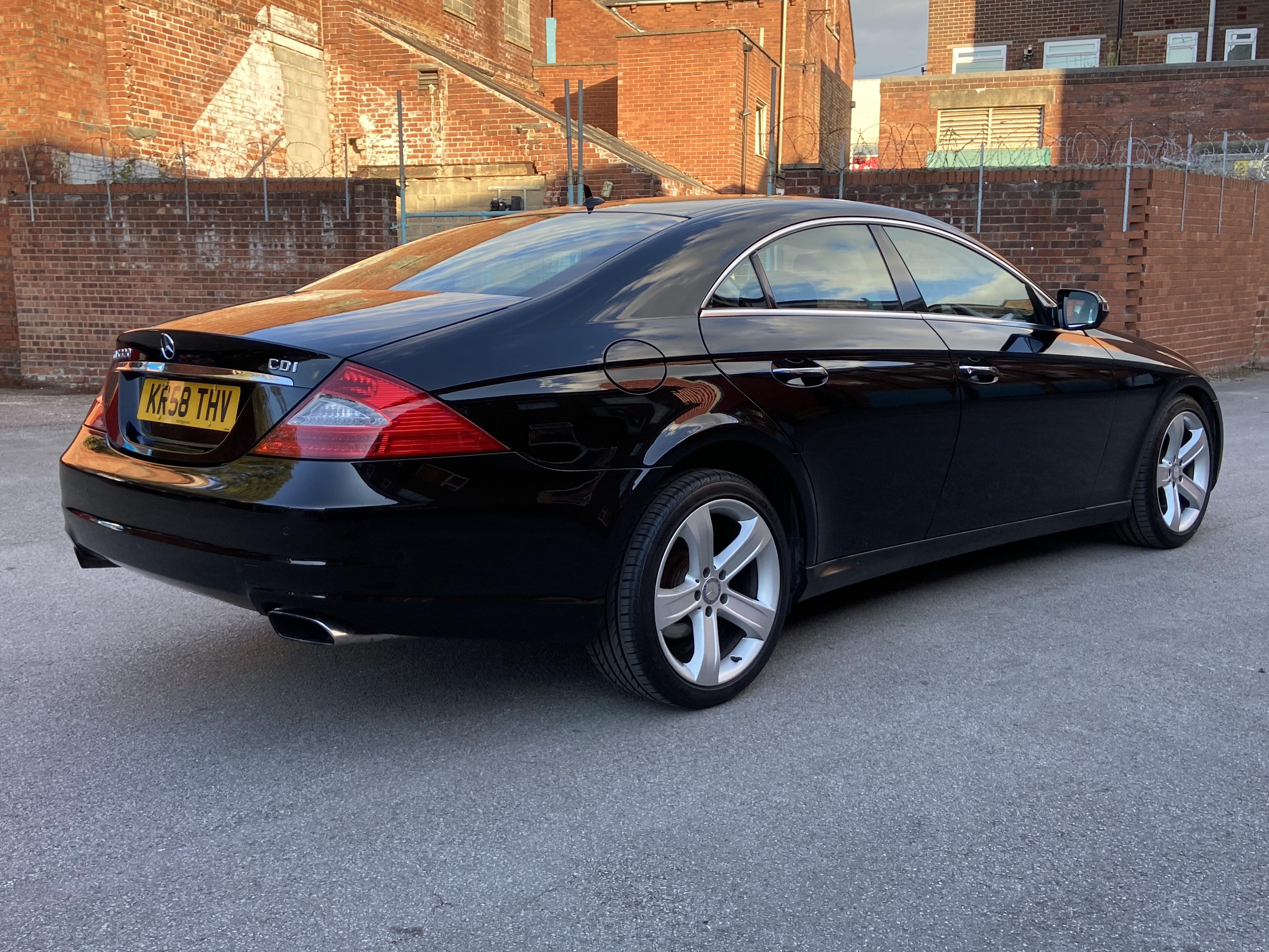 additional car image