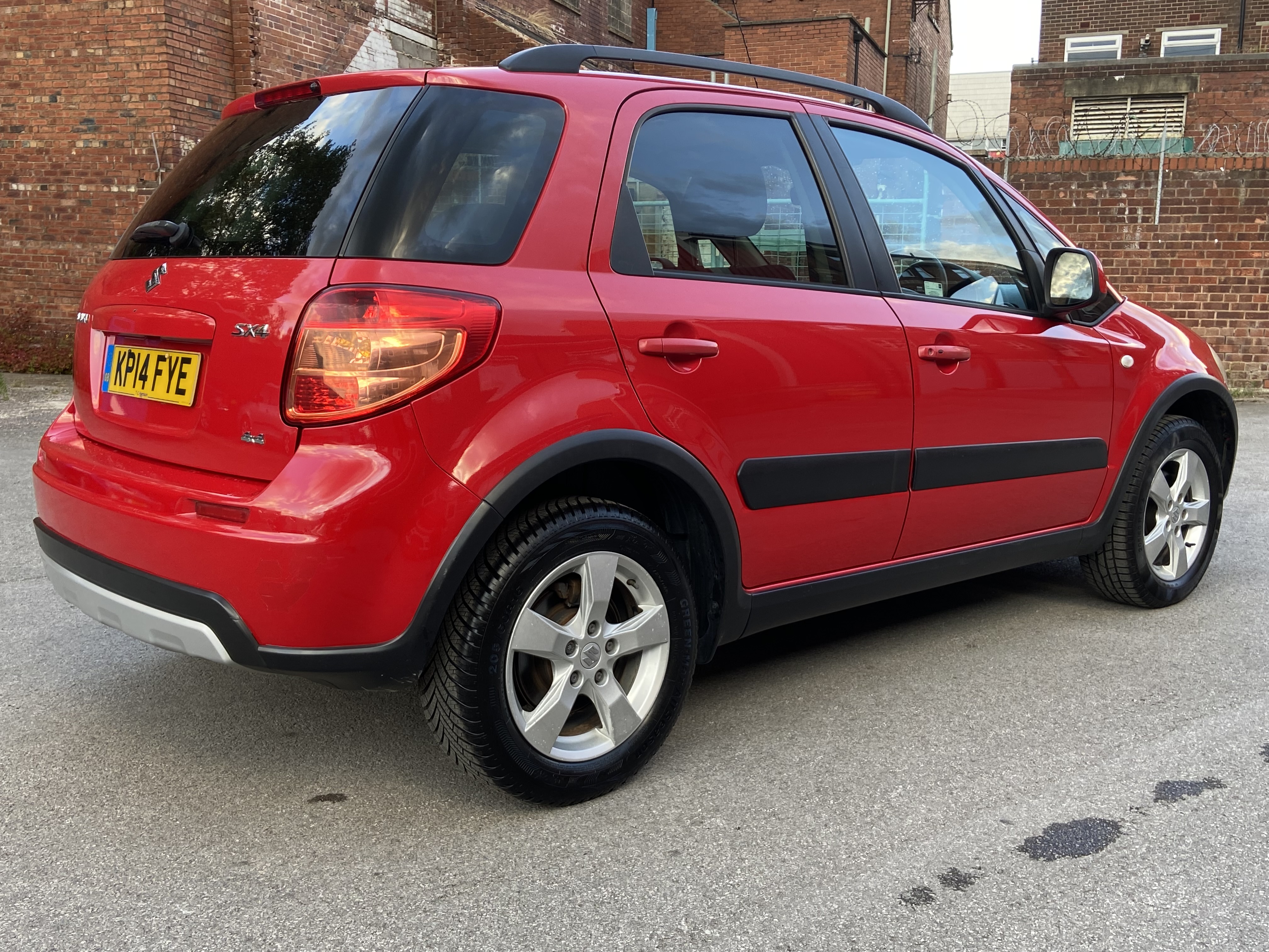 additional car image