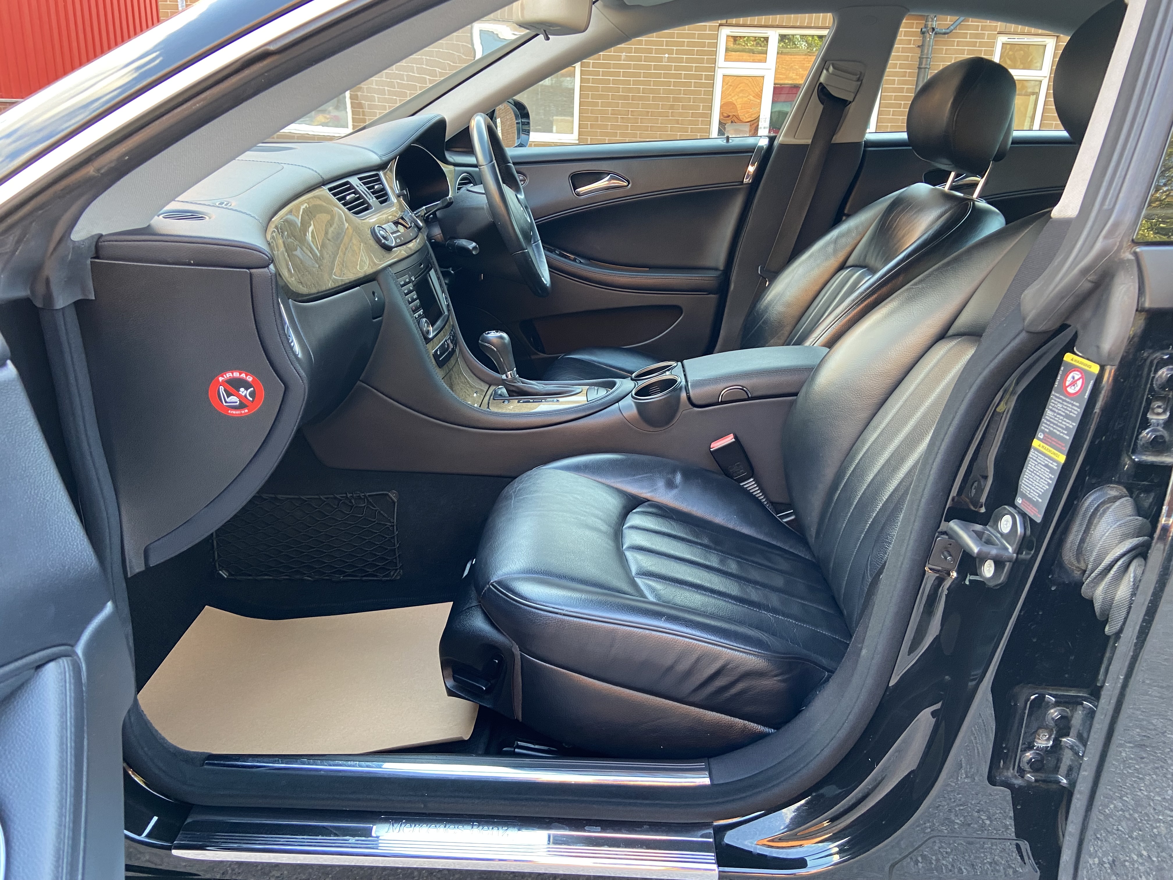 additional car image